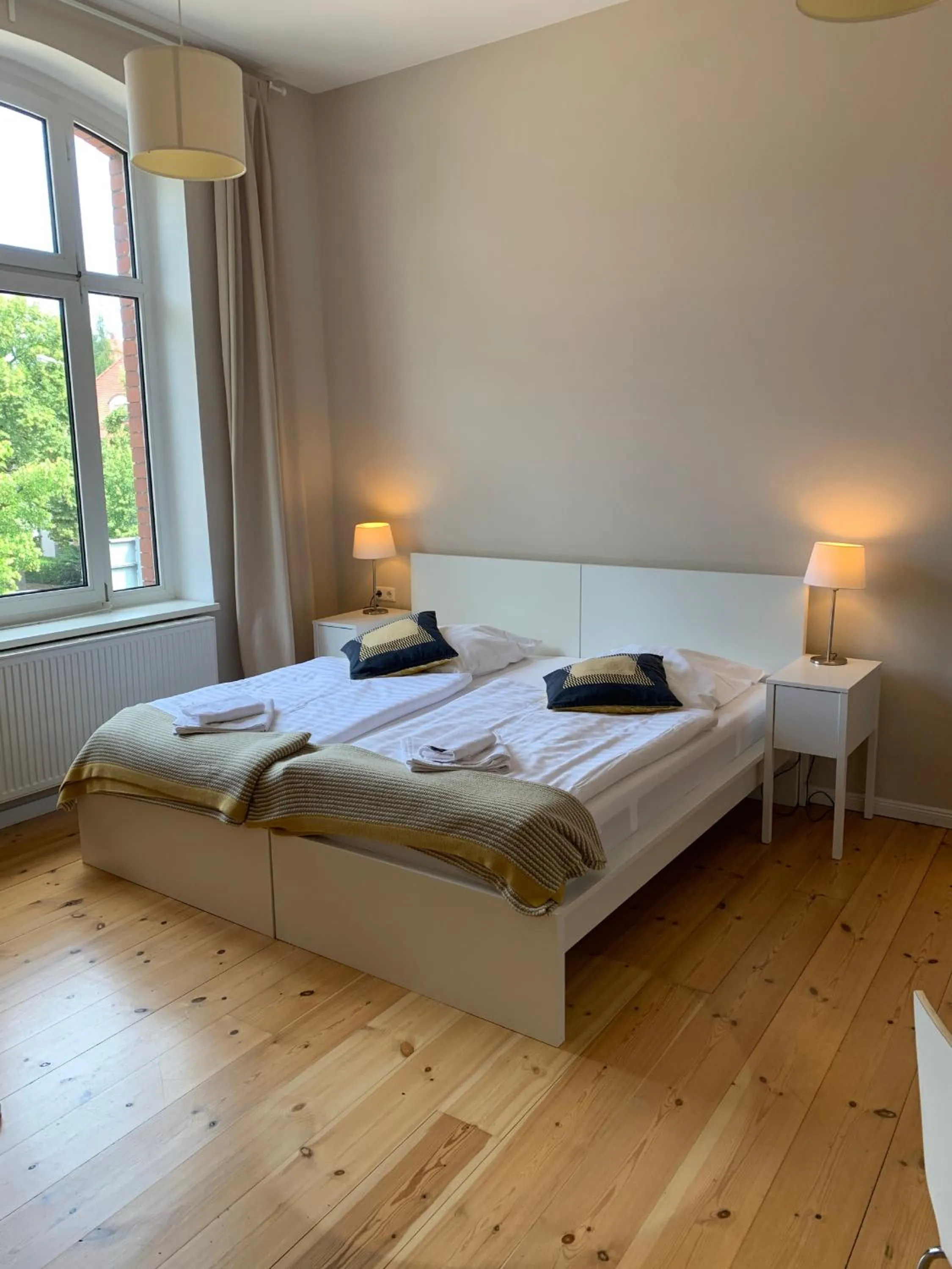 Photo of the whole room, Bed in Johanniterhaus Wittenberg