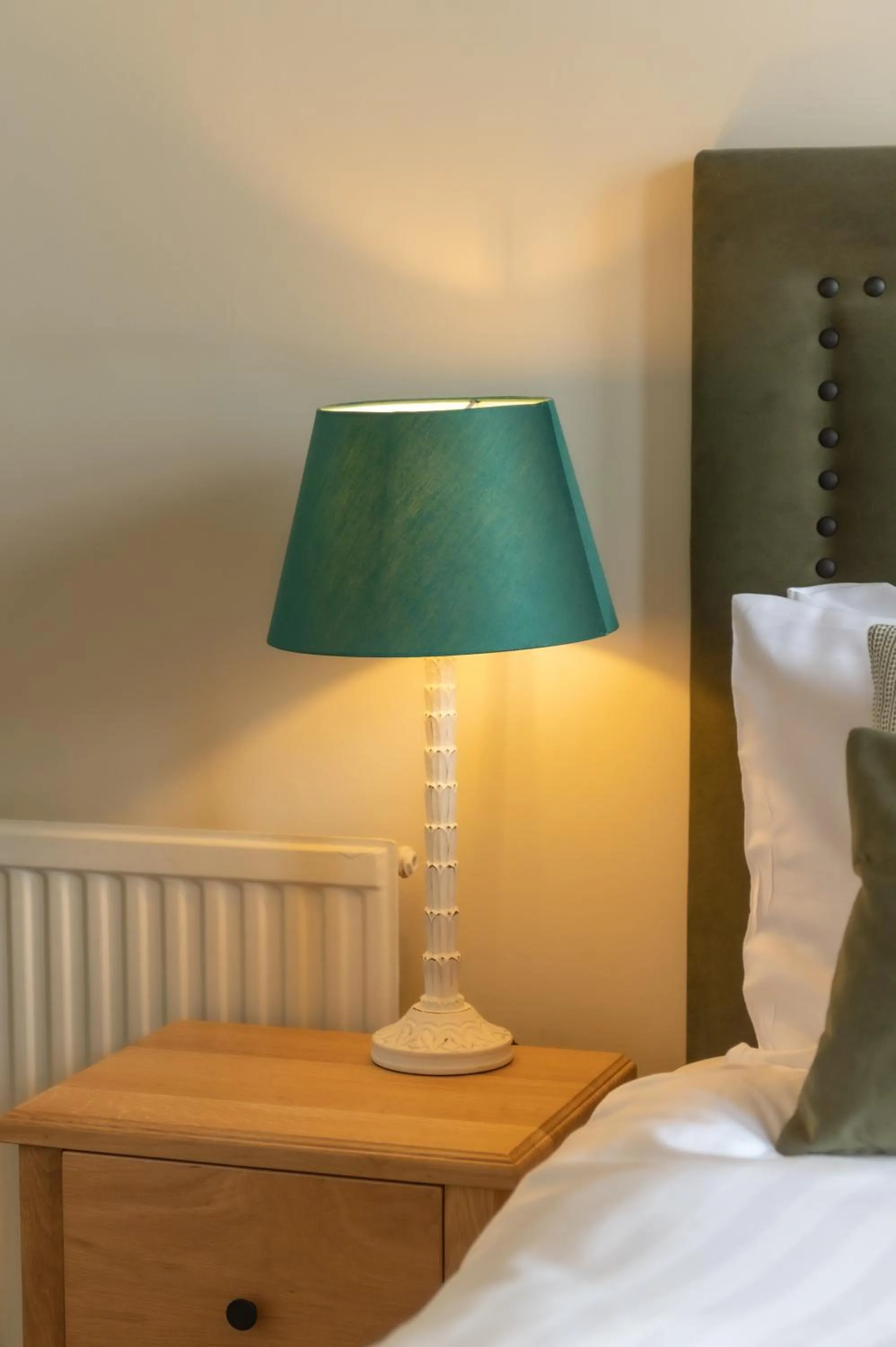 Photo of the whole room, Bed in Cliftonville Hotel