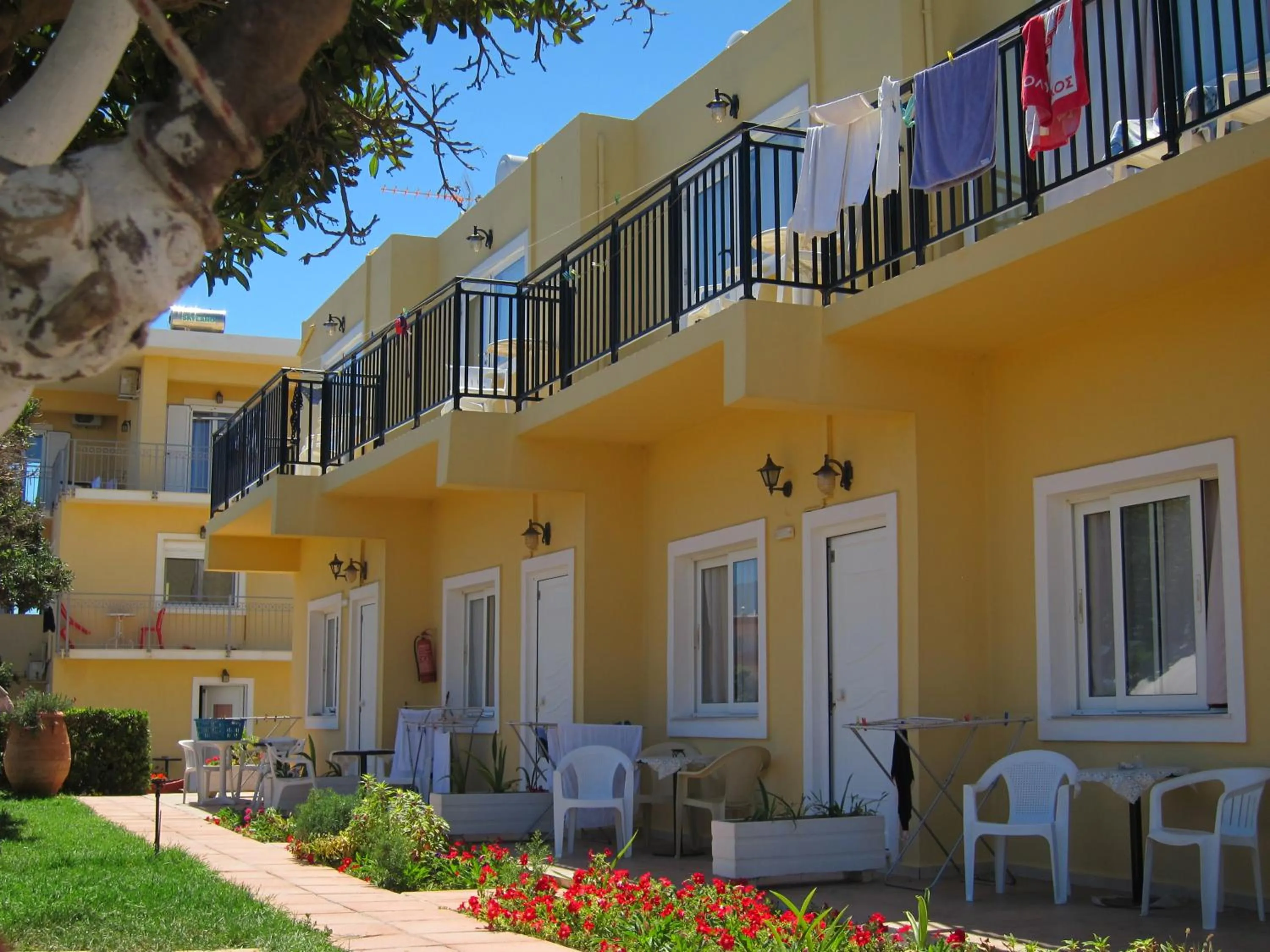 Facade/entrance in Baladinos Apartments
