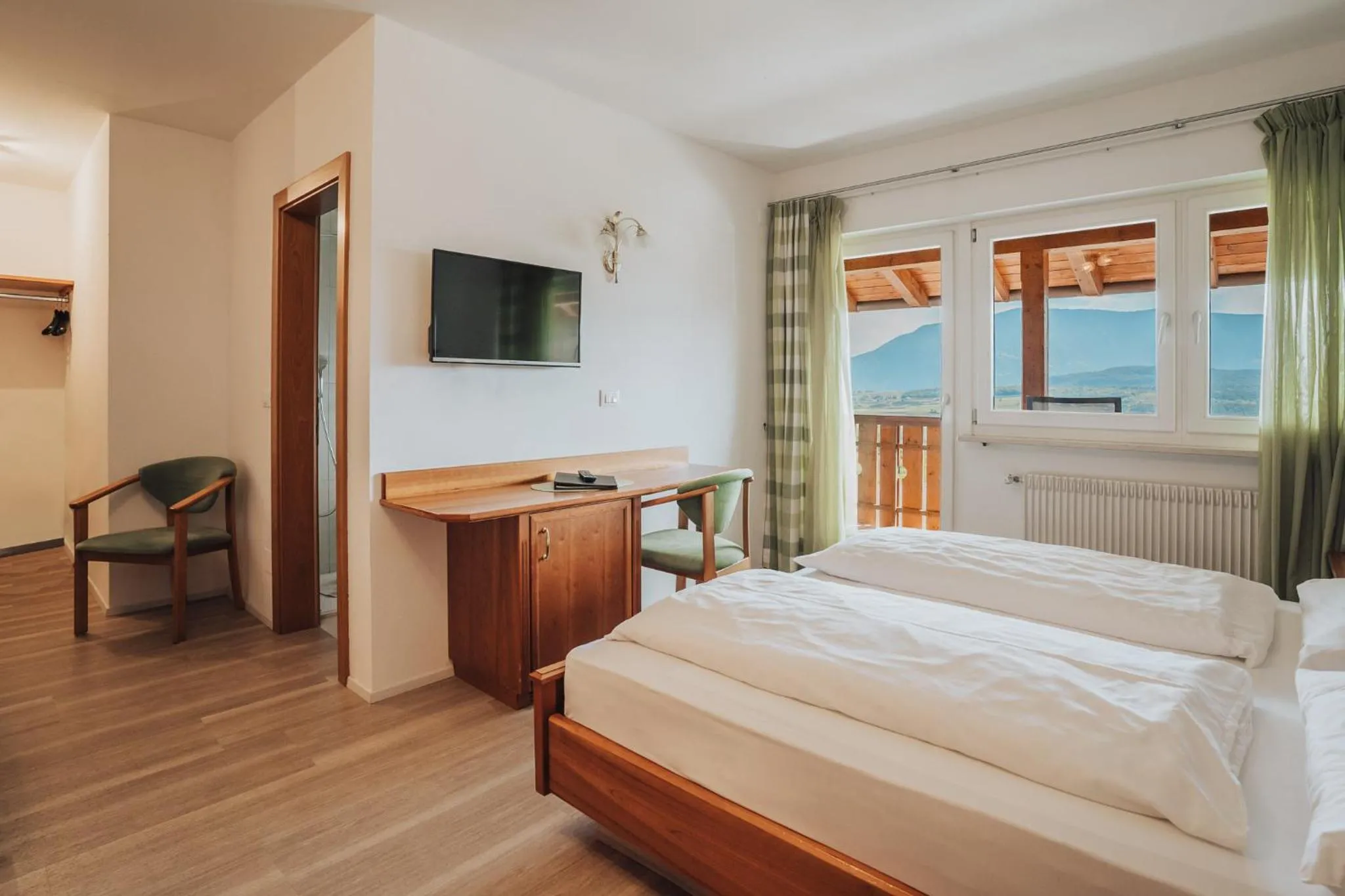 Bed in Hotel Römerrast