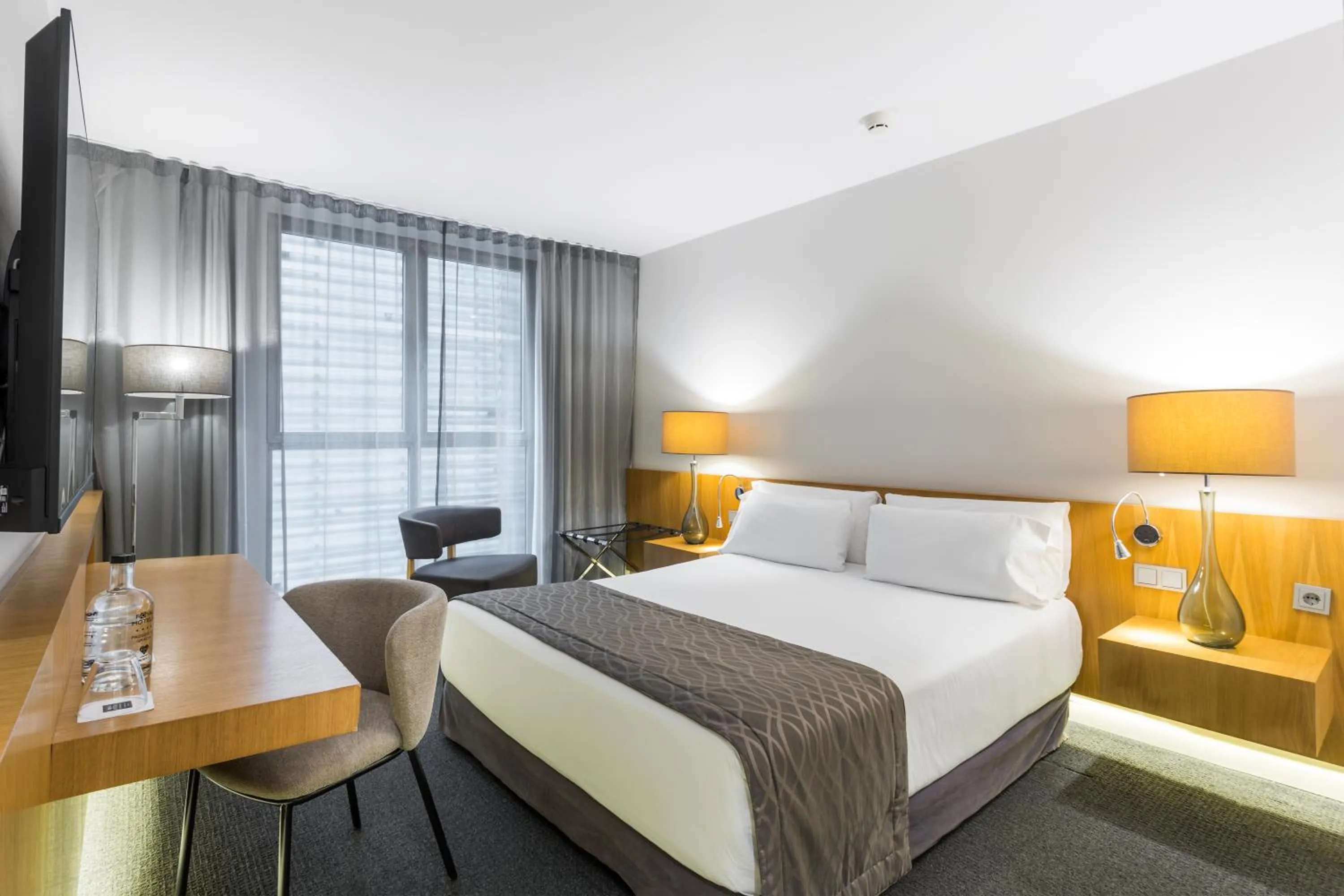 Bedroom, Bed in Hotel Royal Passeig de Gracia