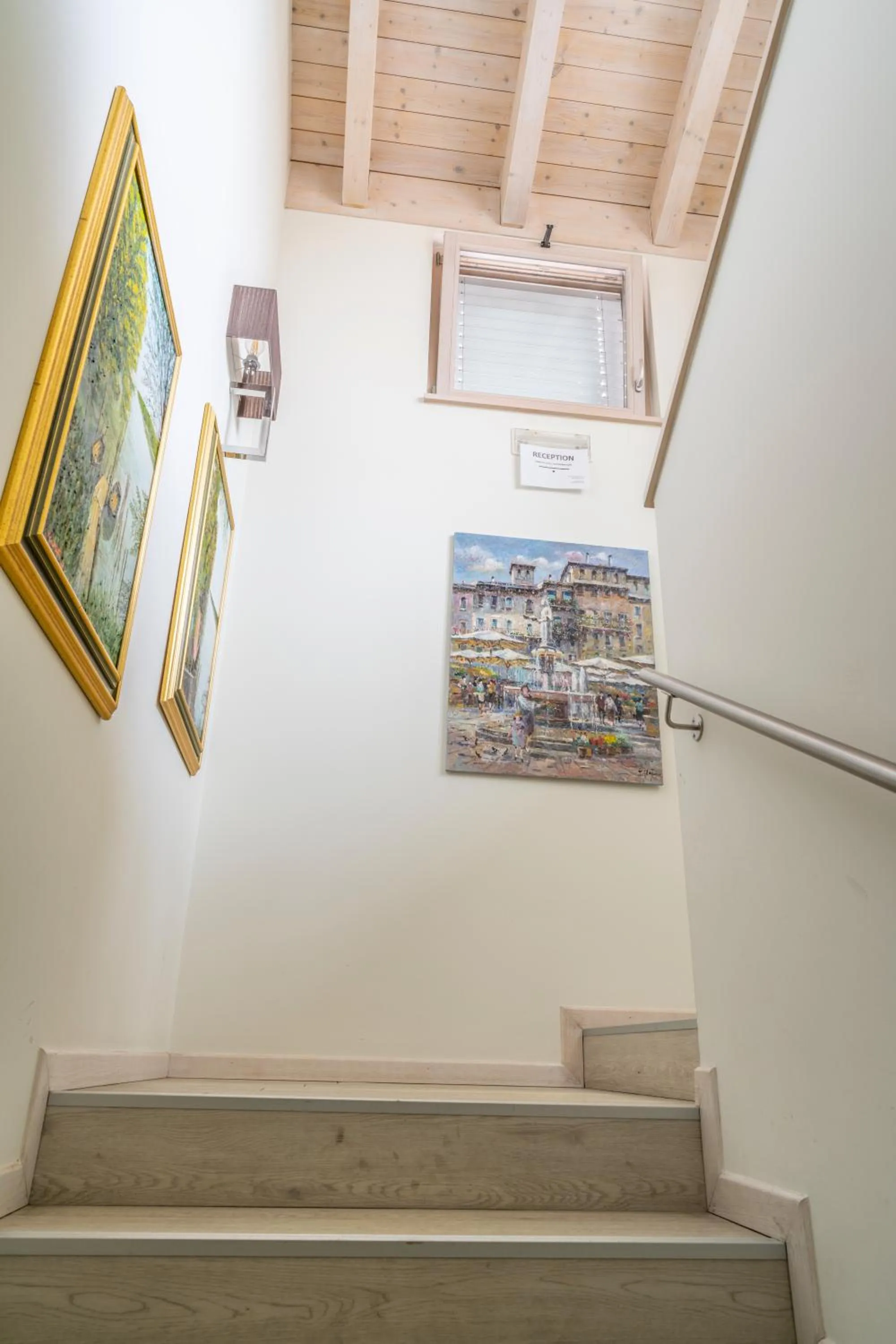 hair dresser in Nuova Opera Rooms & Apartment