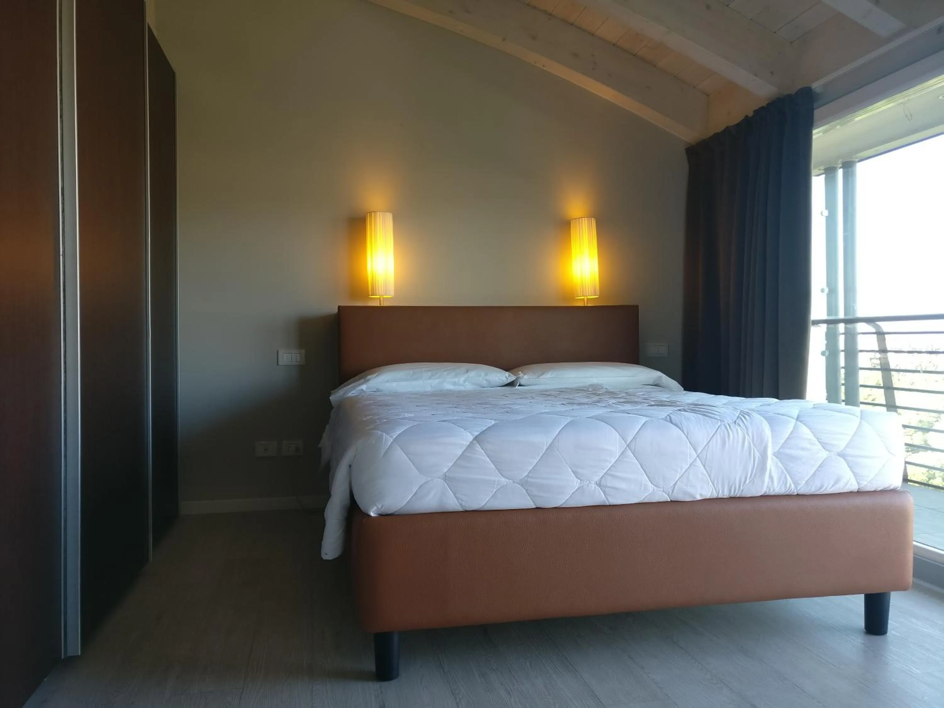 Bed in Nuova Opera Rooms & Apartment