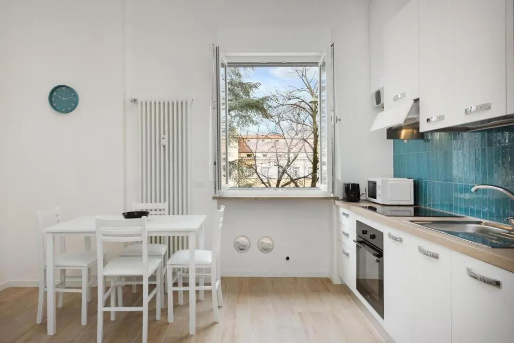 Kitchen or kitchenette in Nuova Opera Rooms & Apartments