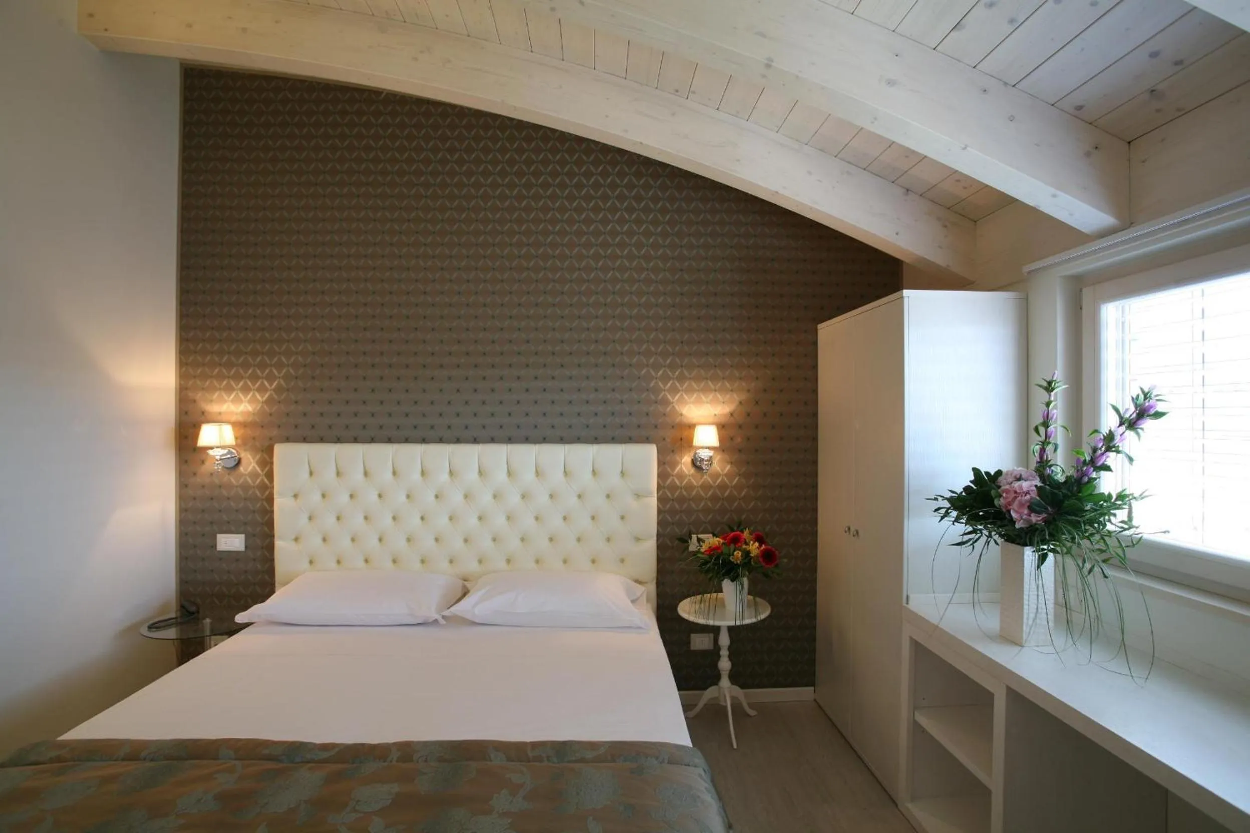 Bed in Nuova Opera Rooms & Apartment