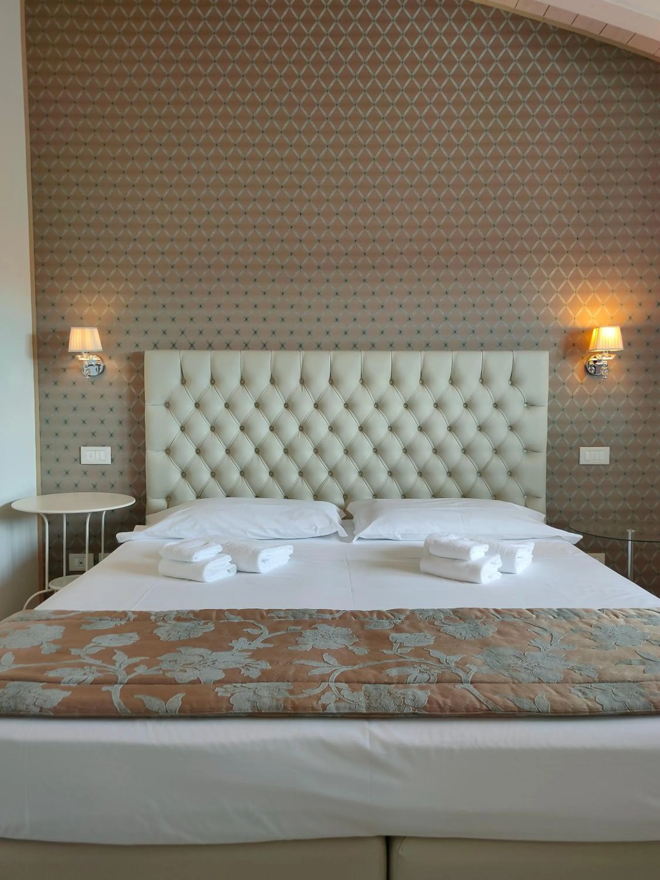 Bed in Nuova Opera Rooms & Apartment