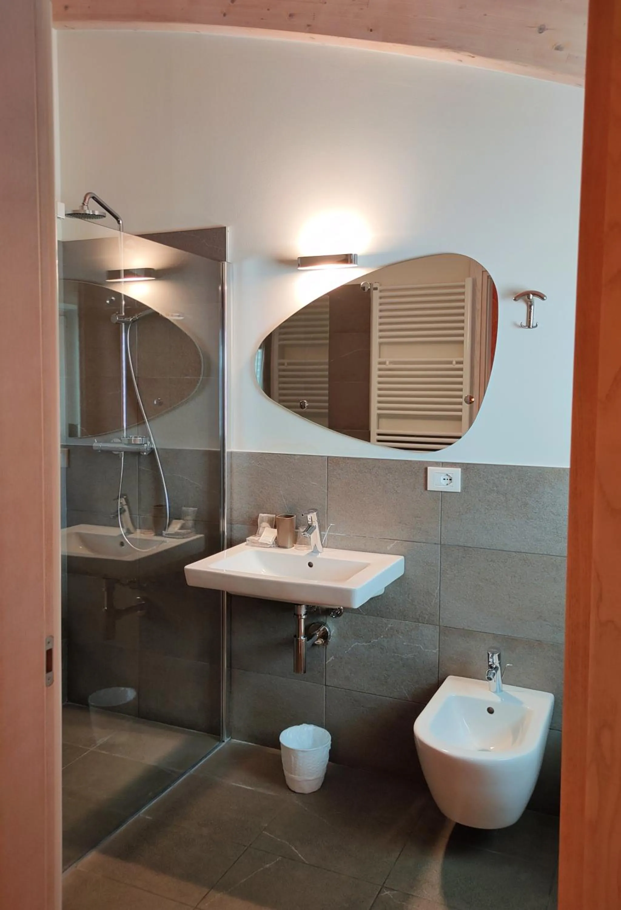 Bathroom in Nuova Opera Rooms & Apartment