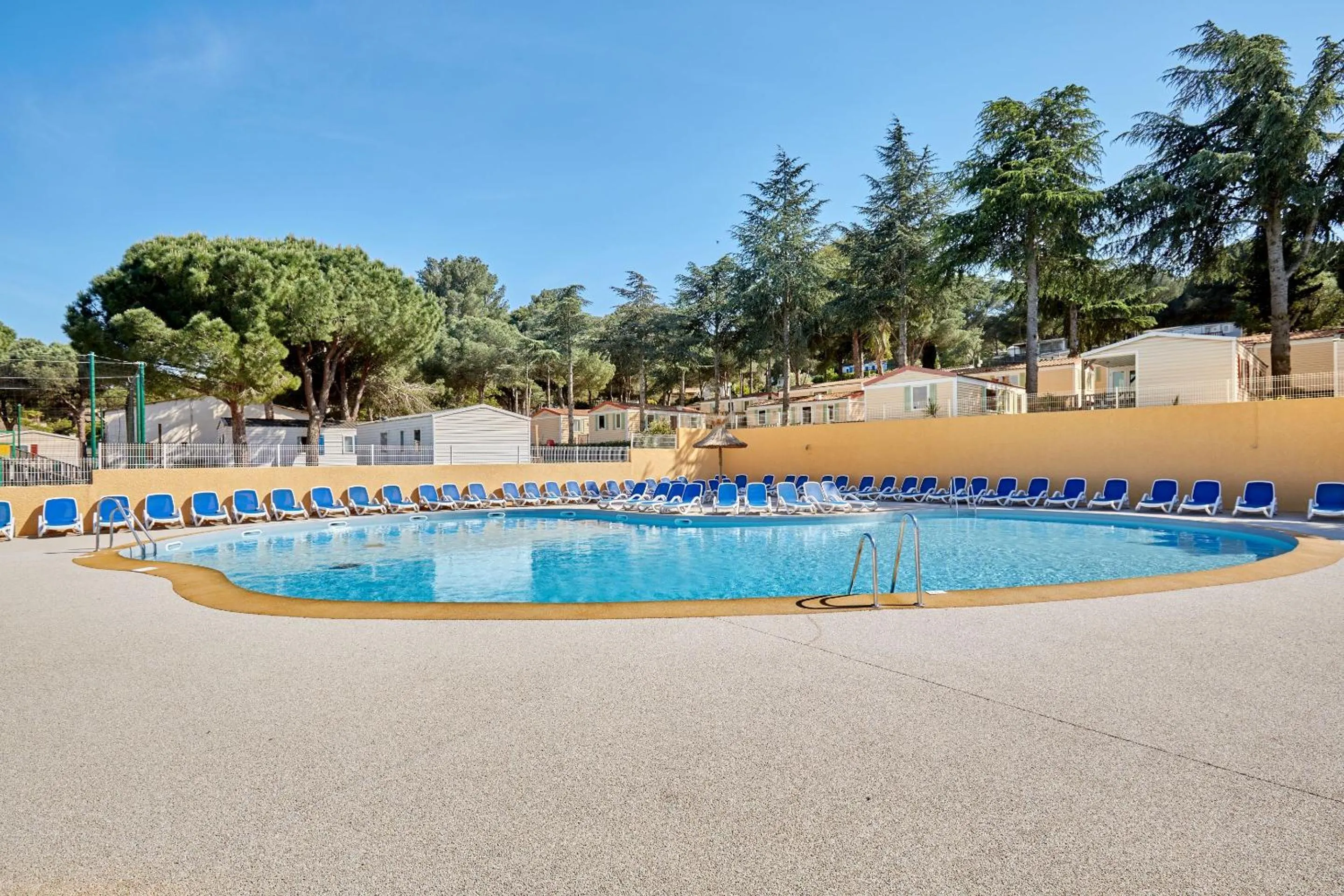 Swimming pool in Domaine Résidentiel de Plein Air Odalys La Pinède