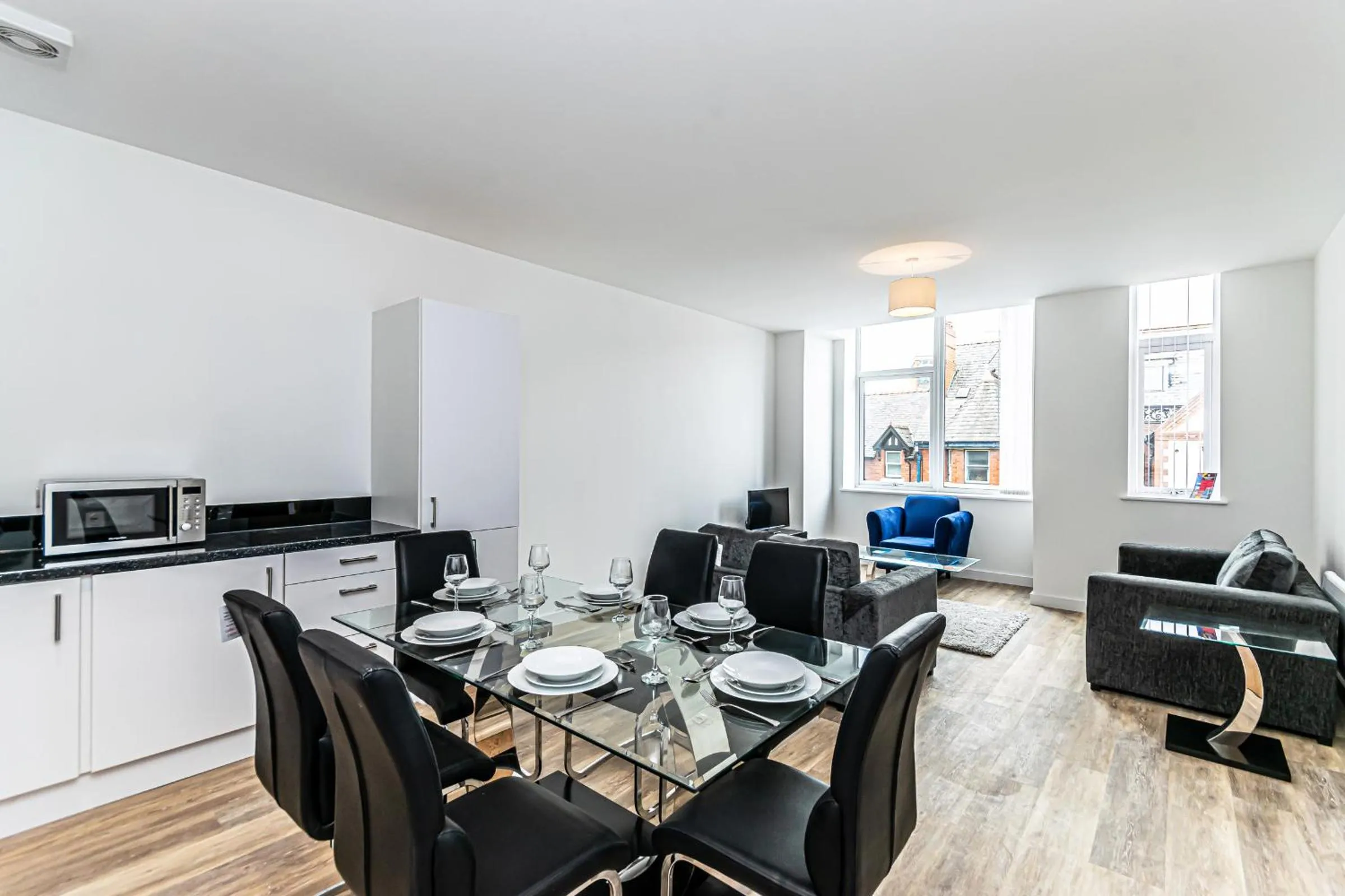 Living room in City Suites by Guestz