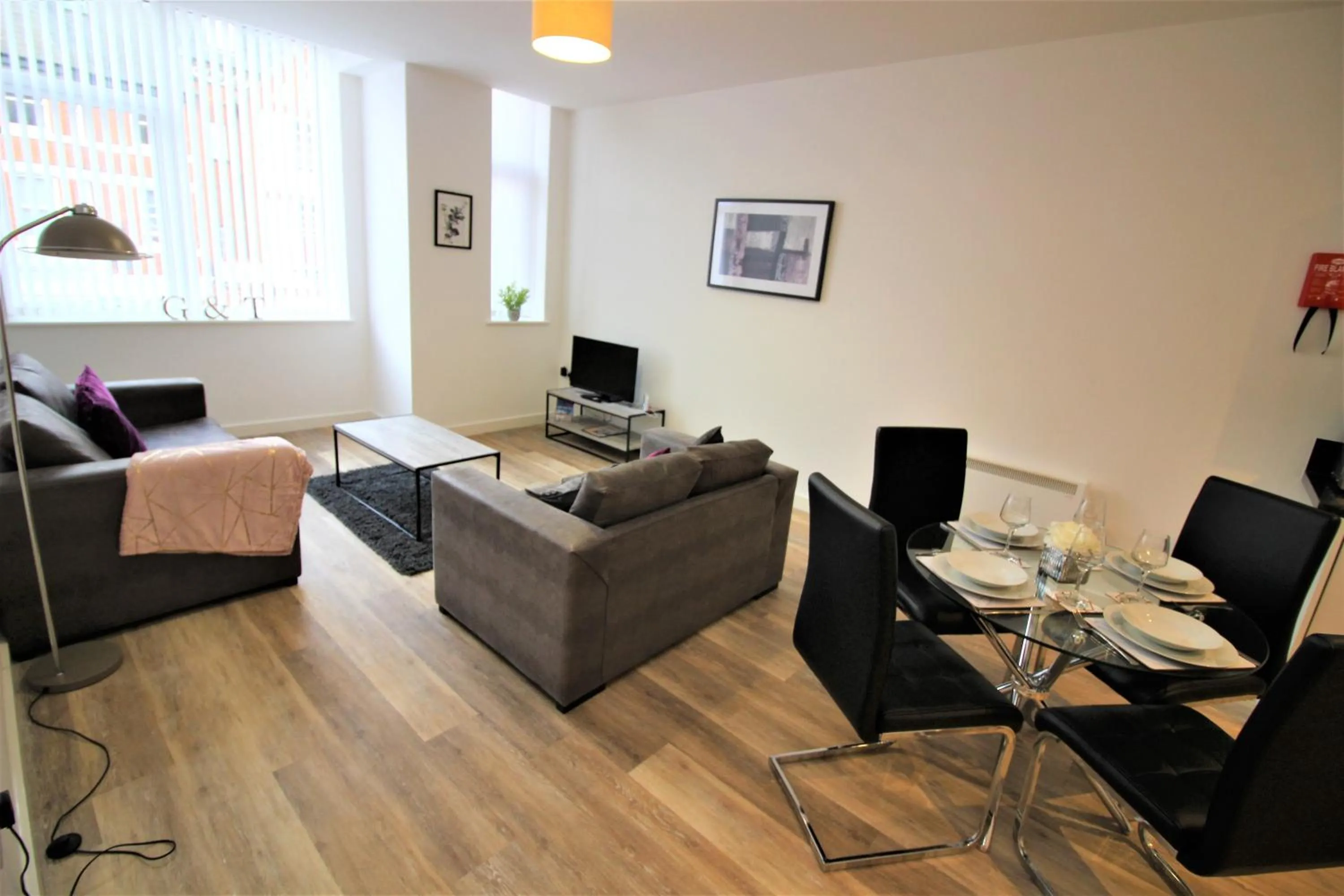 Living room in City Suites by Guestz