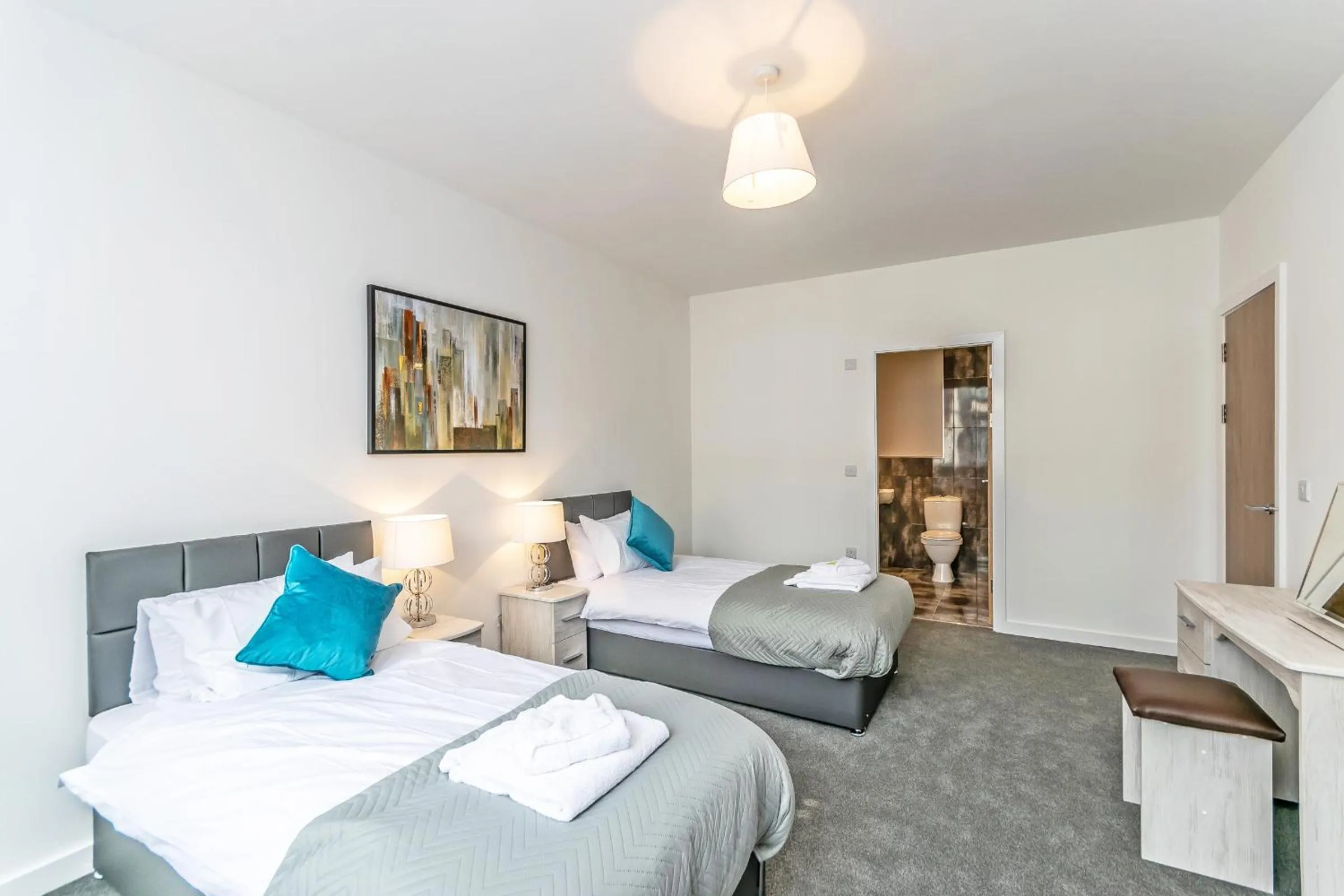 Bedroom, Bed in City Suites by Guestz
