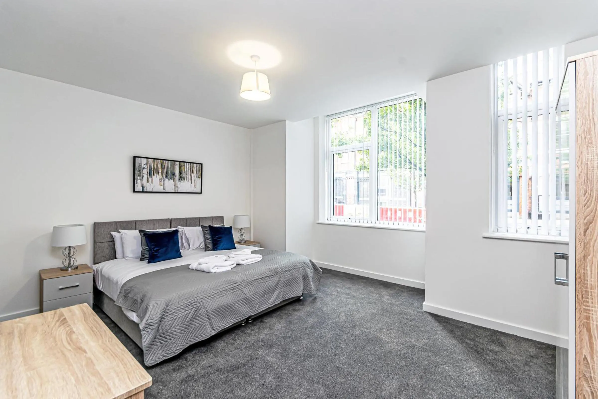 Bedroom, Bed in City Suites by Guestz