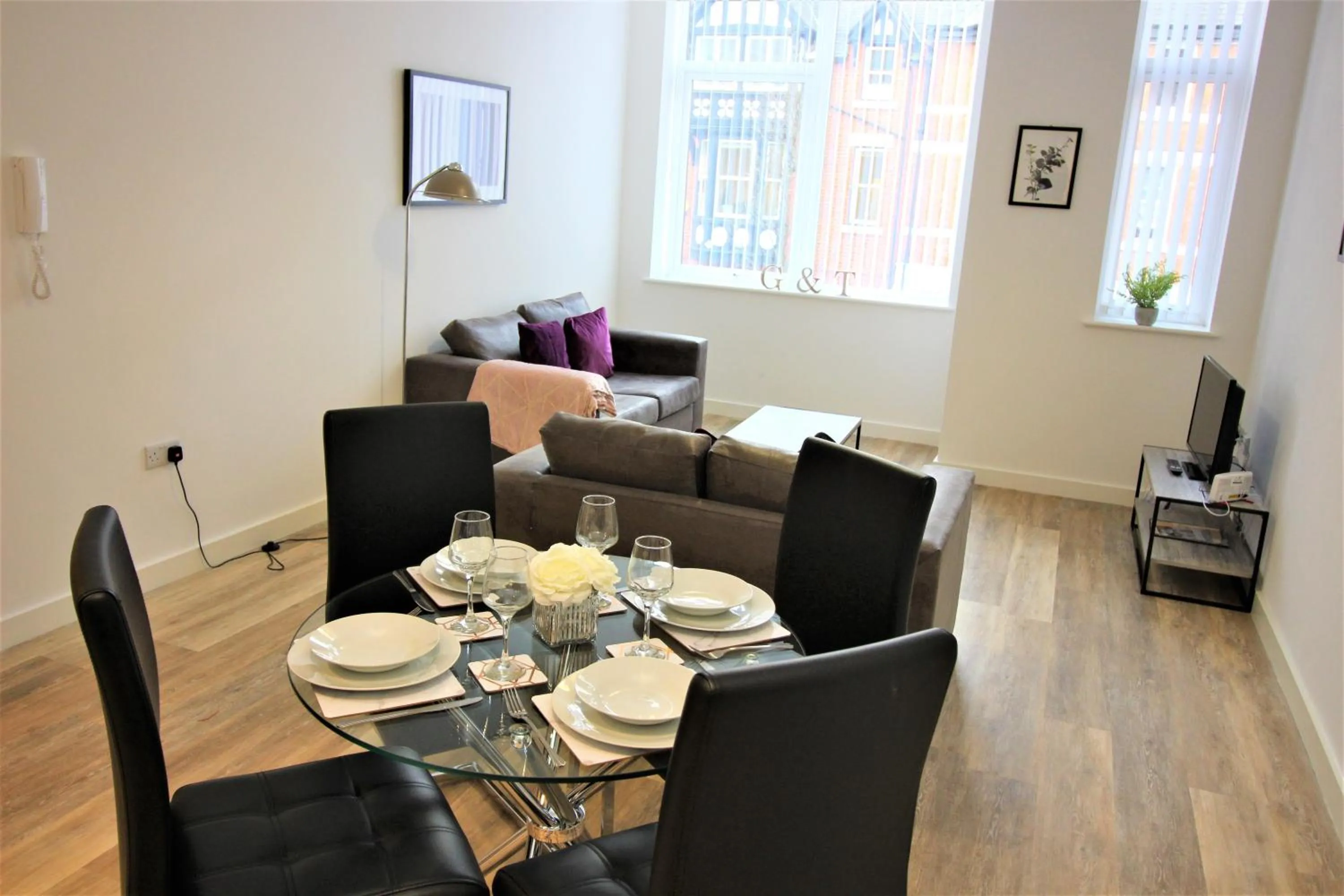 Living room in City Suites by Guestz