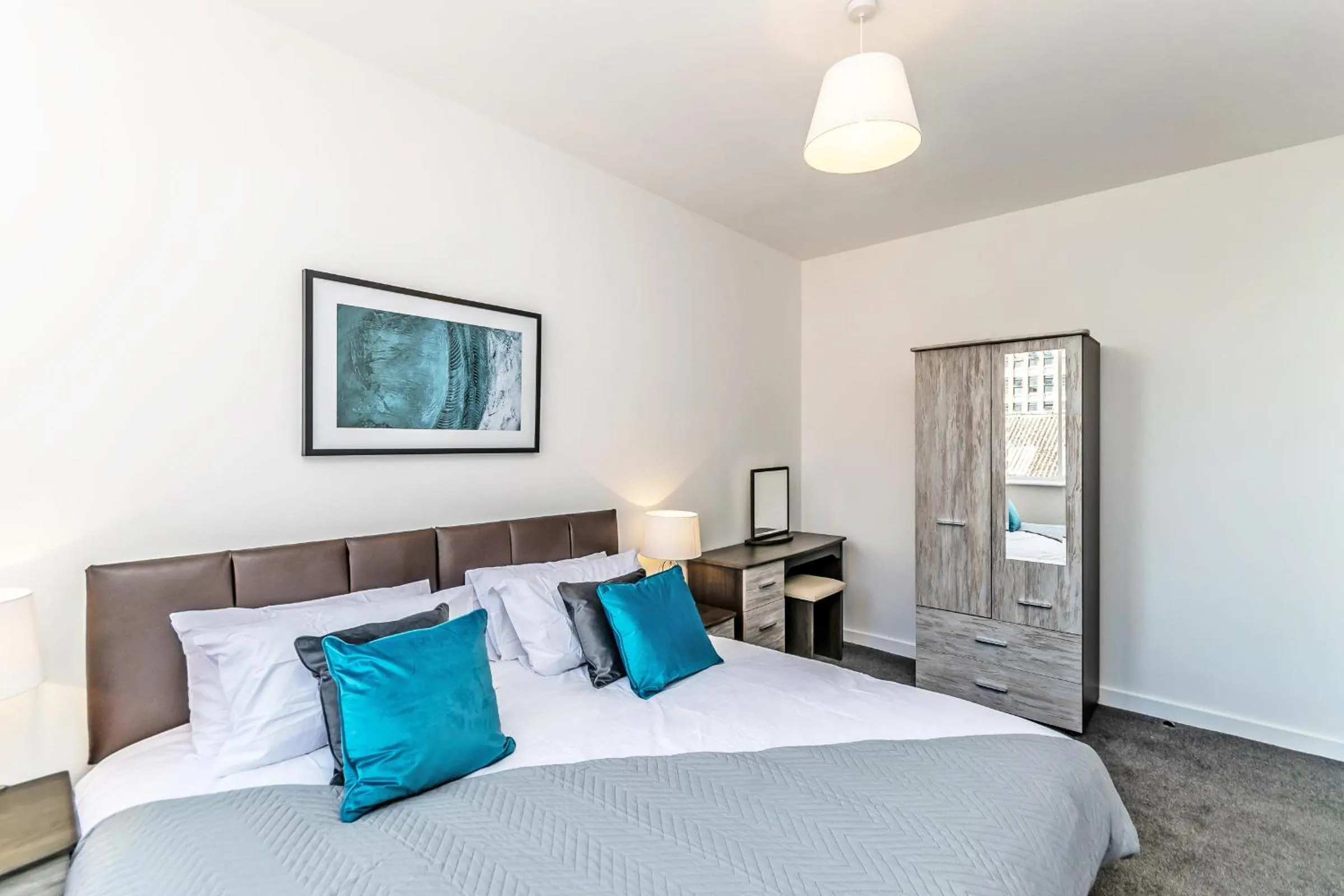 Bed in City Suites by Guestz