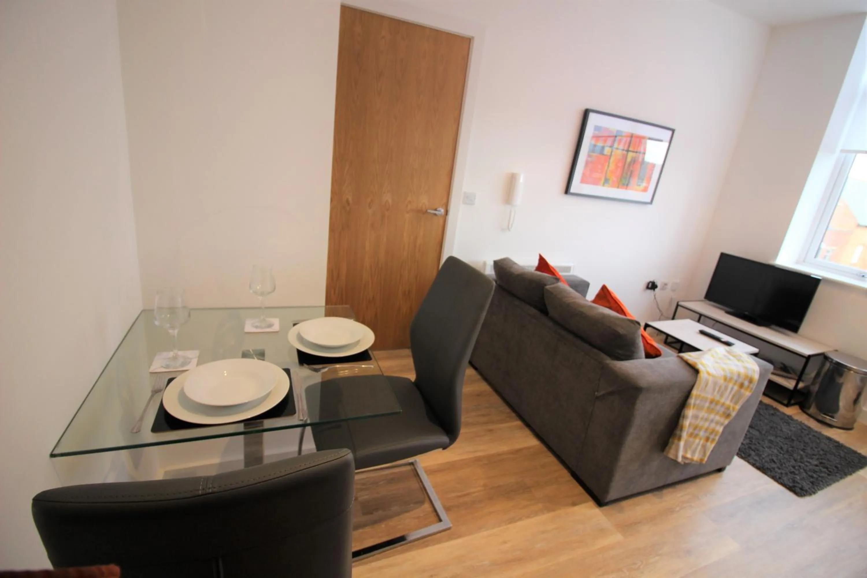 Living room in City Suites by Guestz