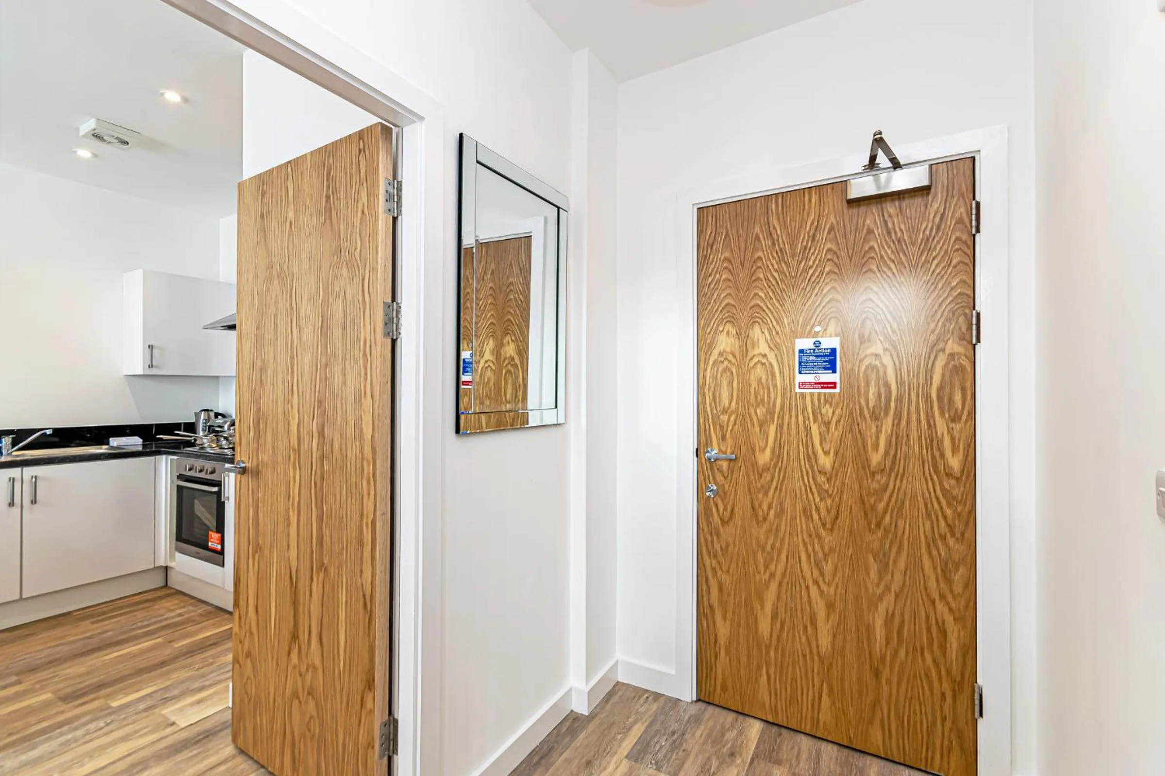 Kitchen or kitchenette in City Suites by Guestz