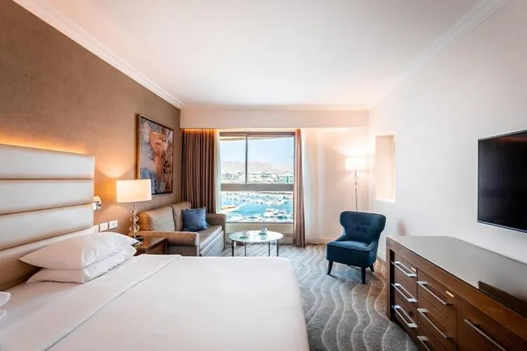 Bedroom, Bed in Queen of Sheba Eilat