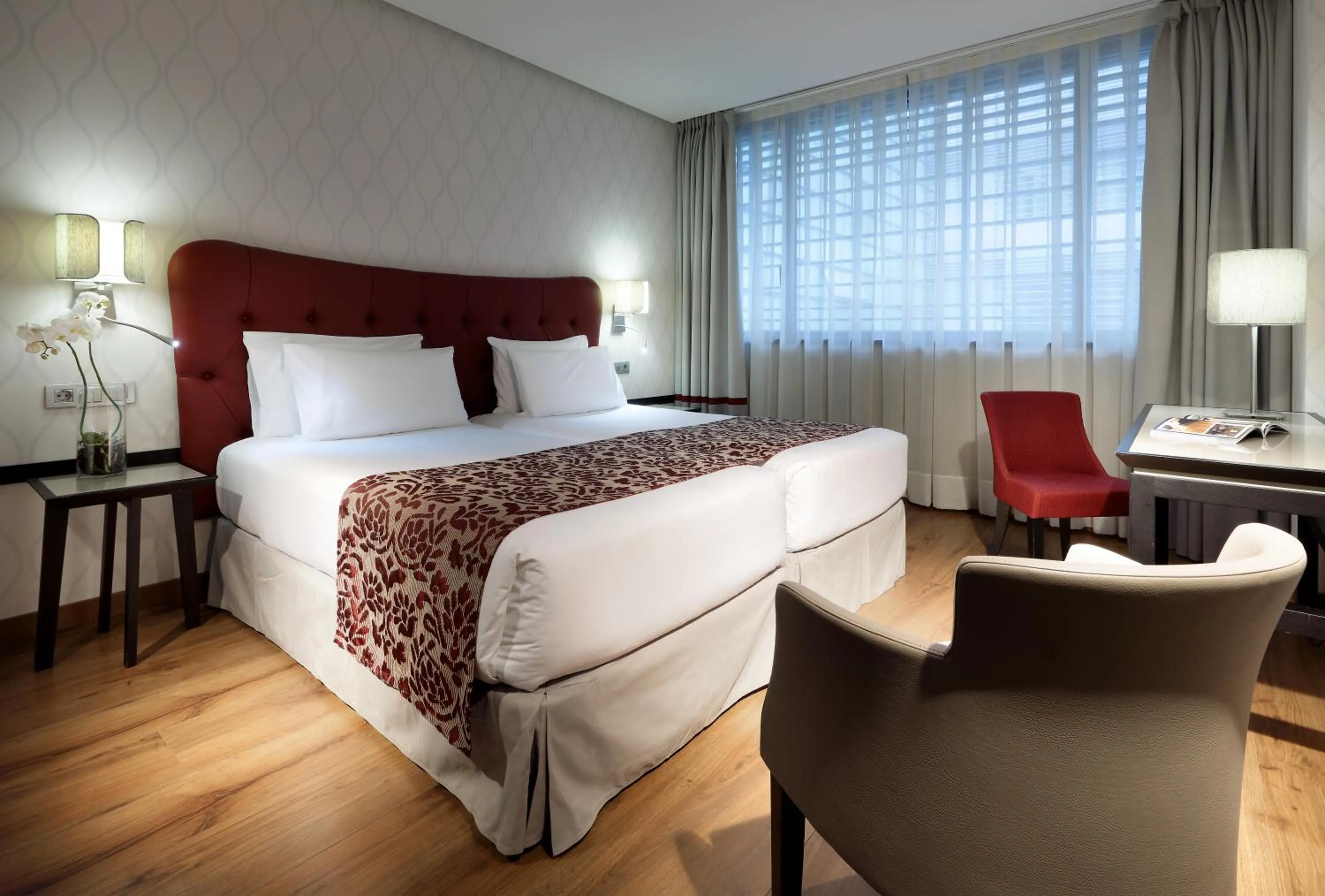 Bed in Eurostars Plaza Mayor