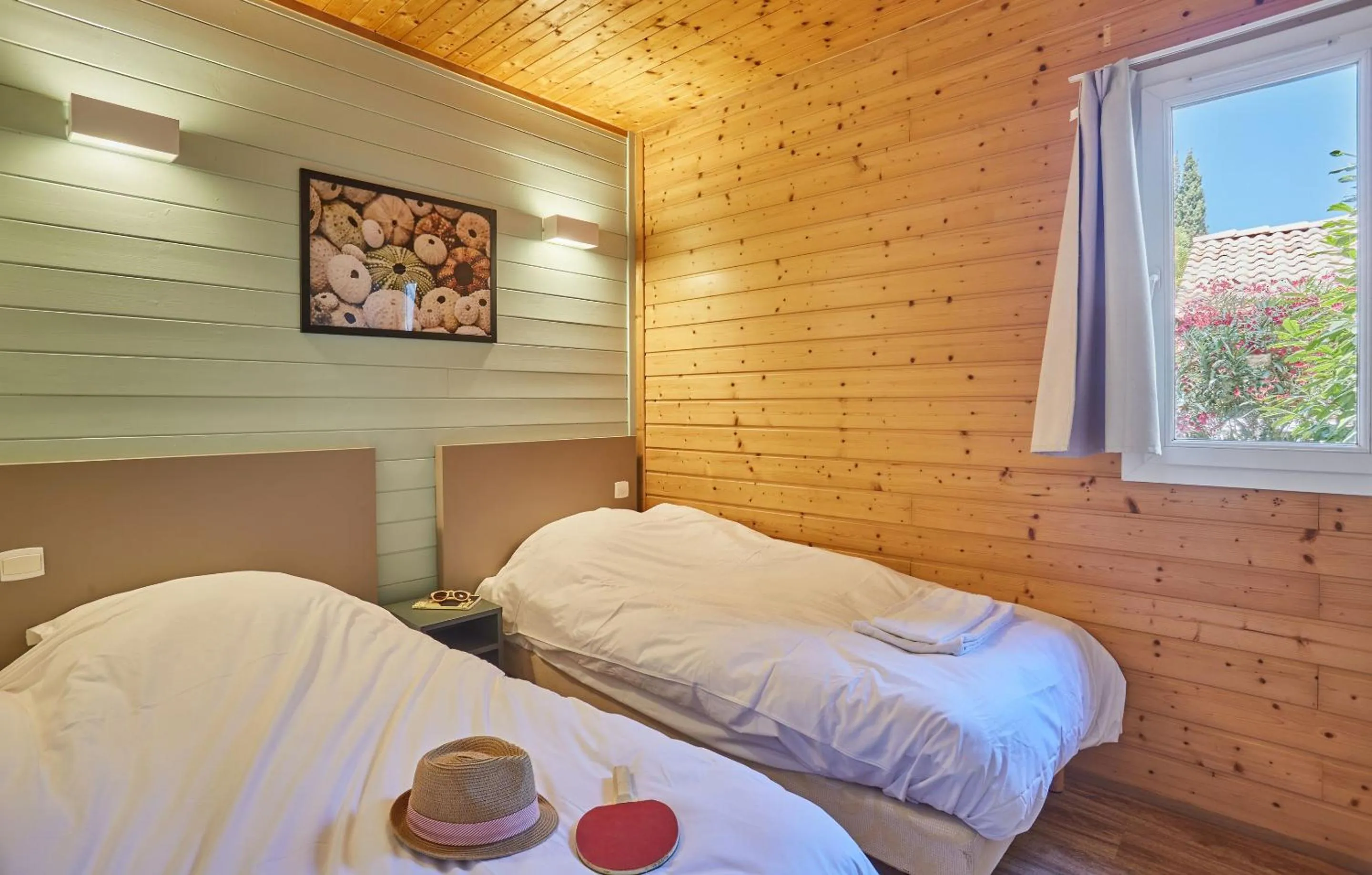 Bedroom, Bed in Résidence Odalys Shangri-la