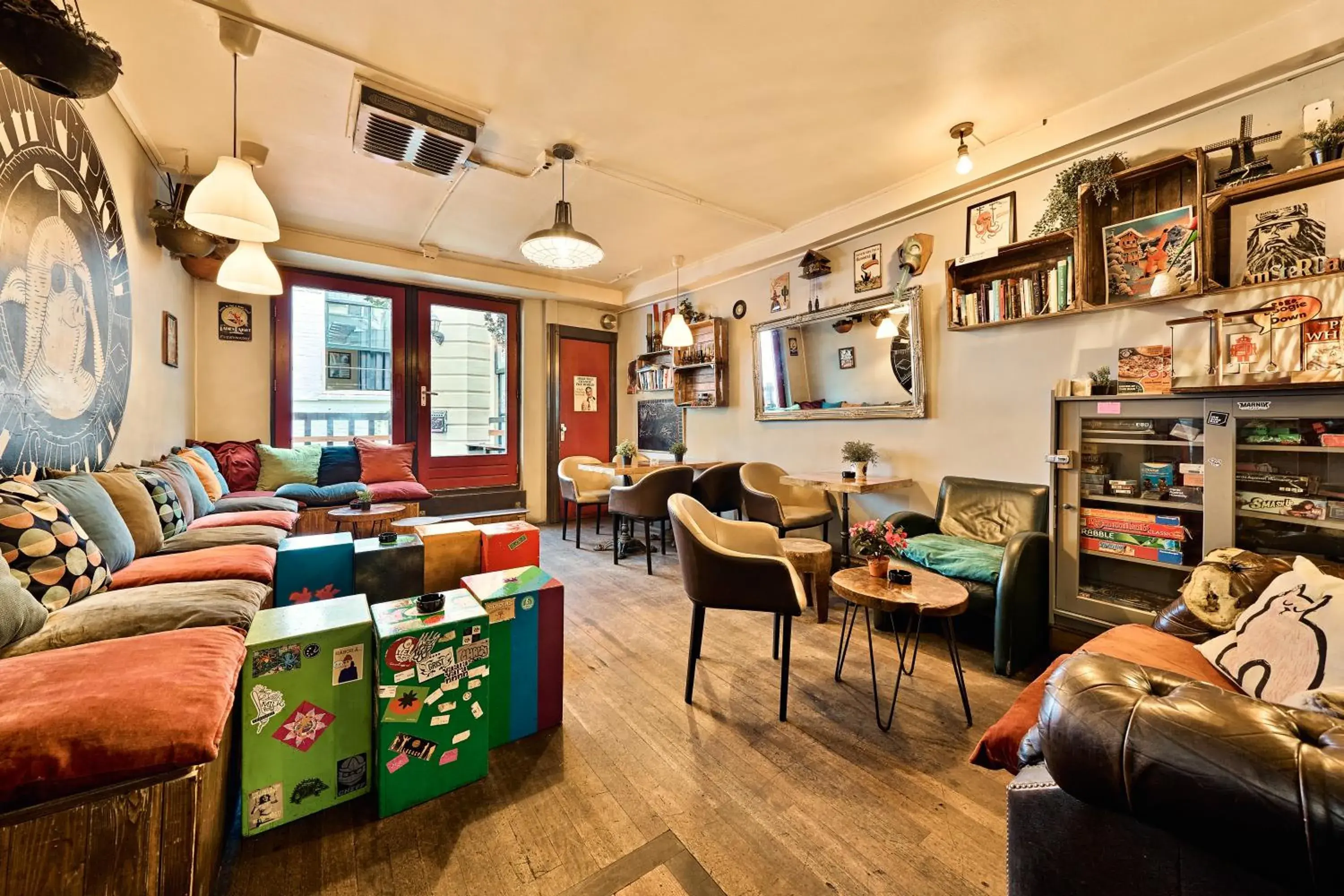 Lounge or bar in Flying Pig Downtown Lounge or bar in Flying Pig Downtown