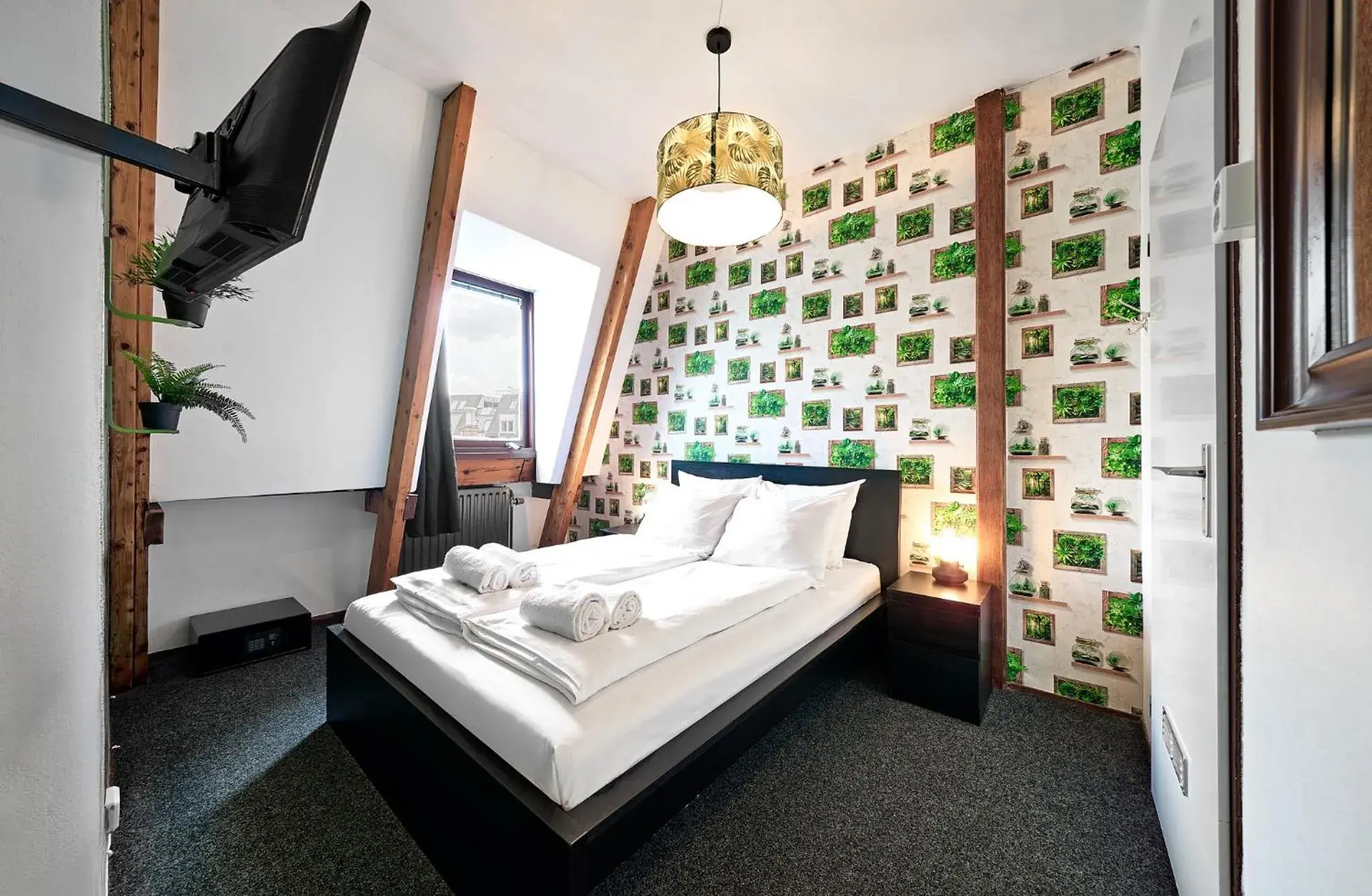 Bedroom, Bed in Flying Pig Downtown Bedroom, Bed in Flying Pig Downtown