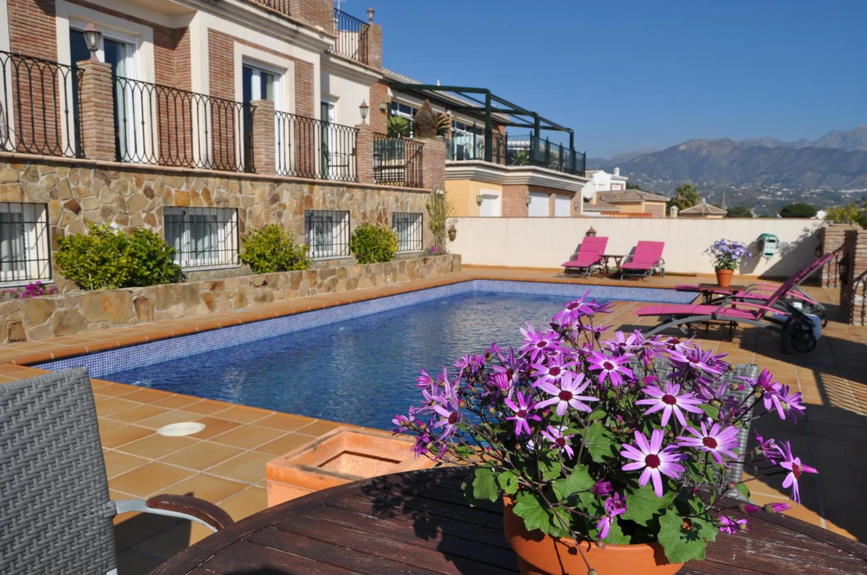 Swimming pool in Welcome Inn Nerja guest house Luxury Bed & Breakfast