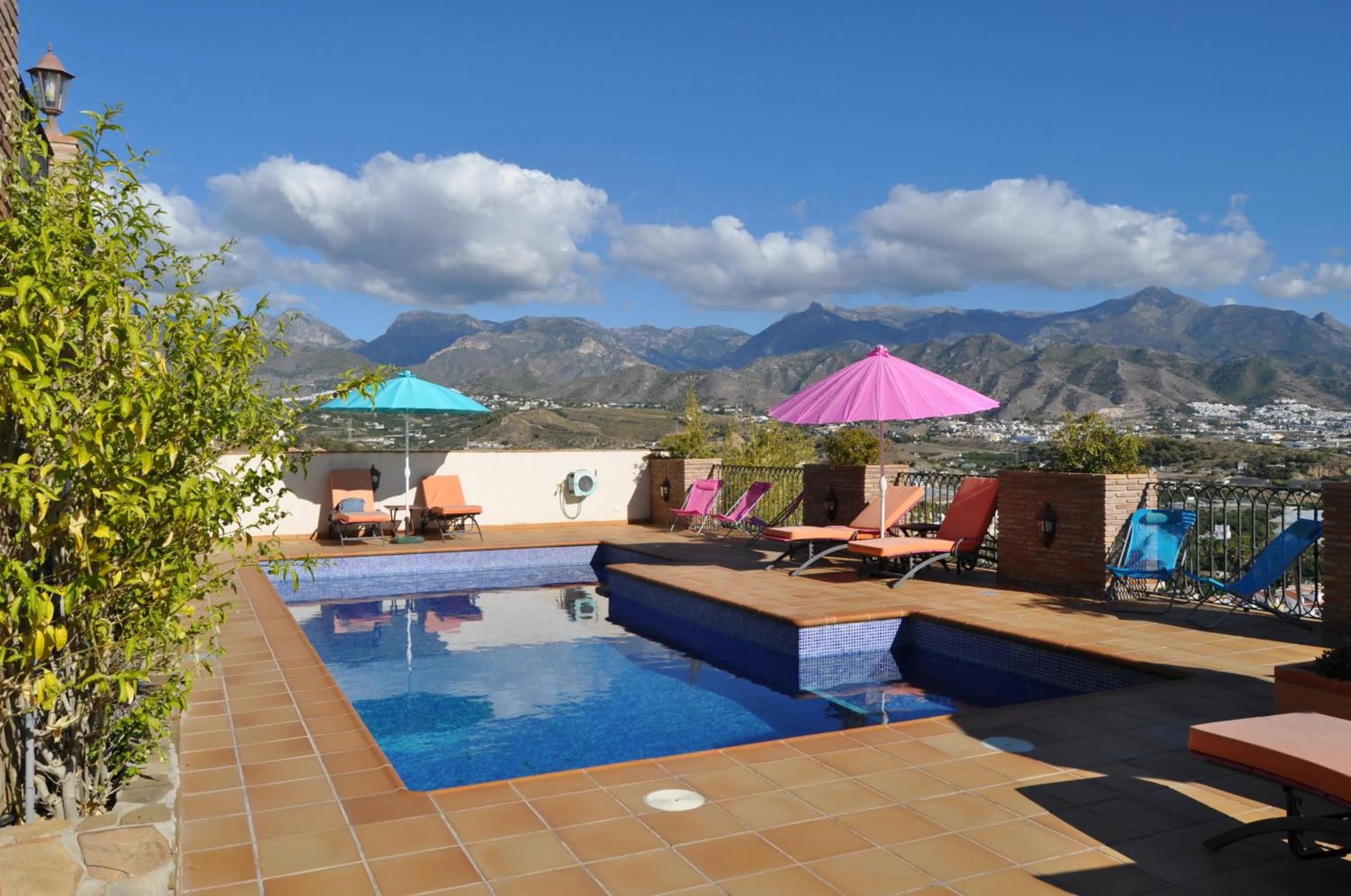 Swimming pool in Welcome Inn Nerja guest house Luxury Bed & Breakfast