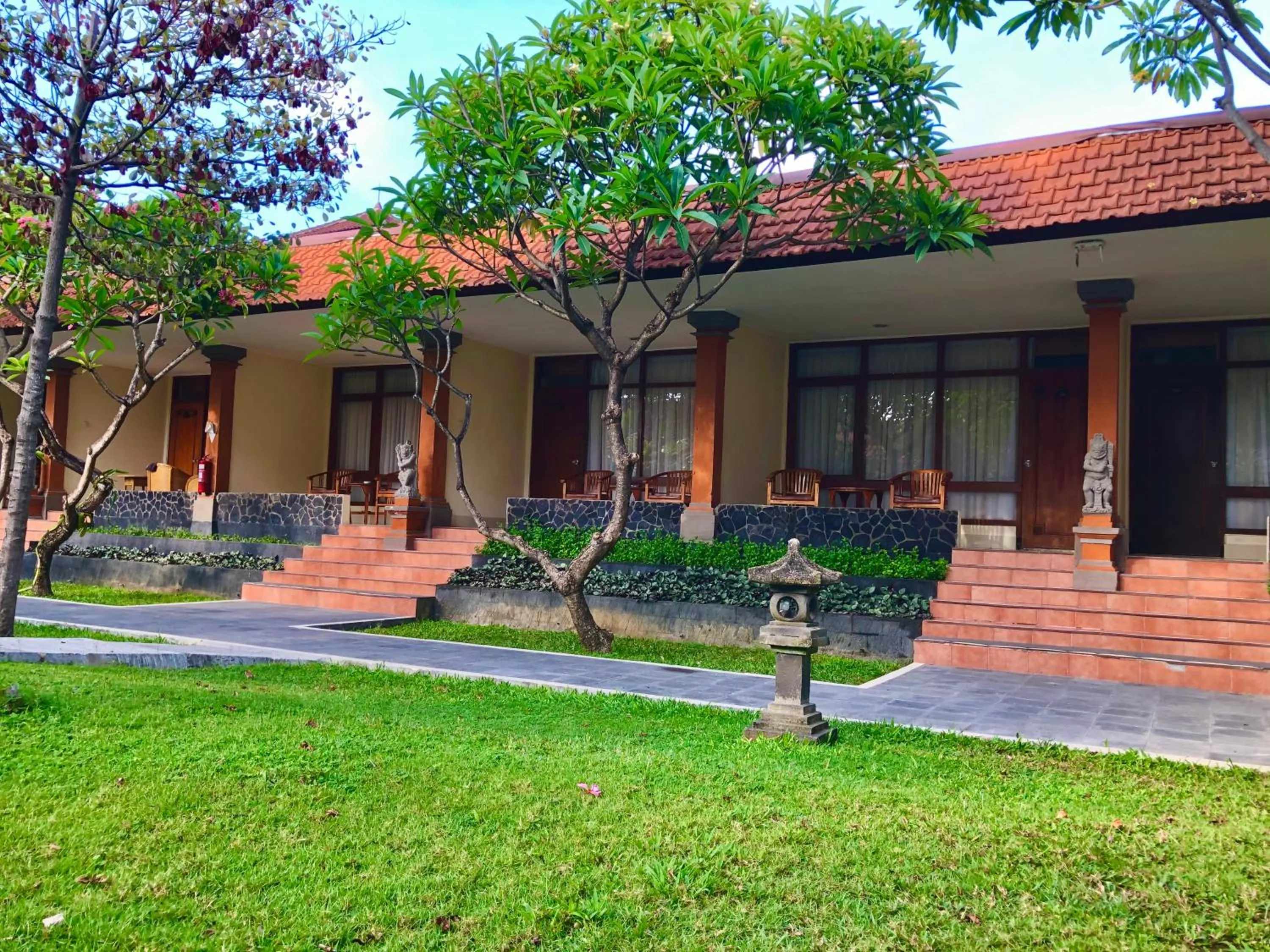 Bedroom in Inna Sindhu Beach Hotel & Resort