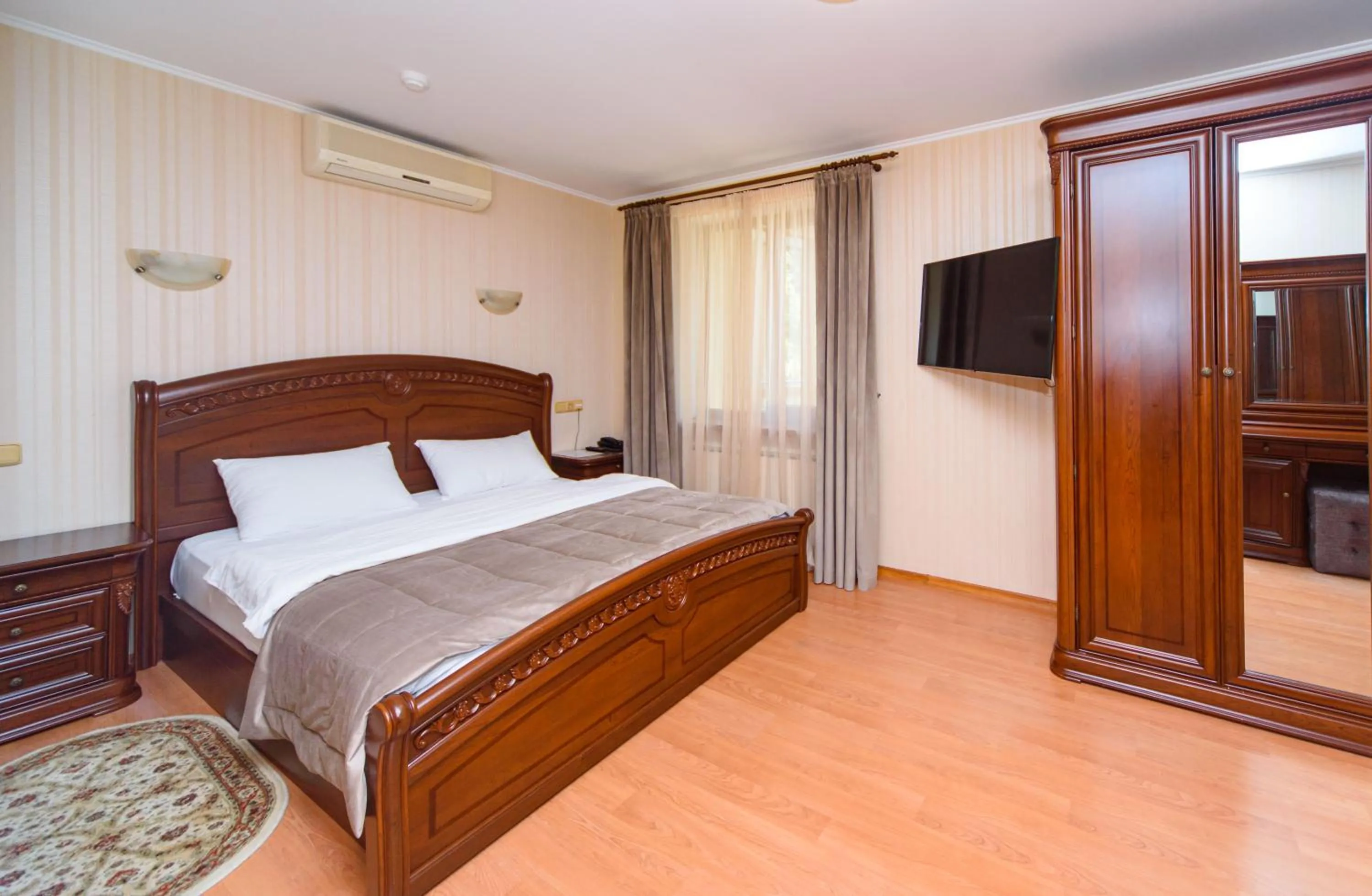 Bedroom, Bed in Sovinyon Resort