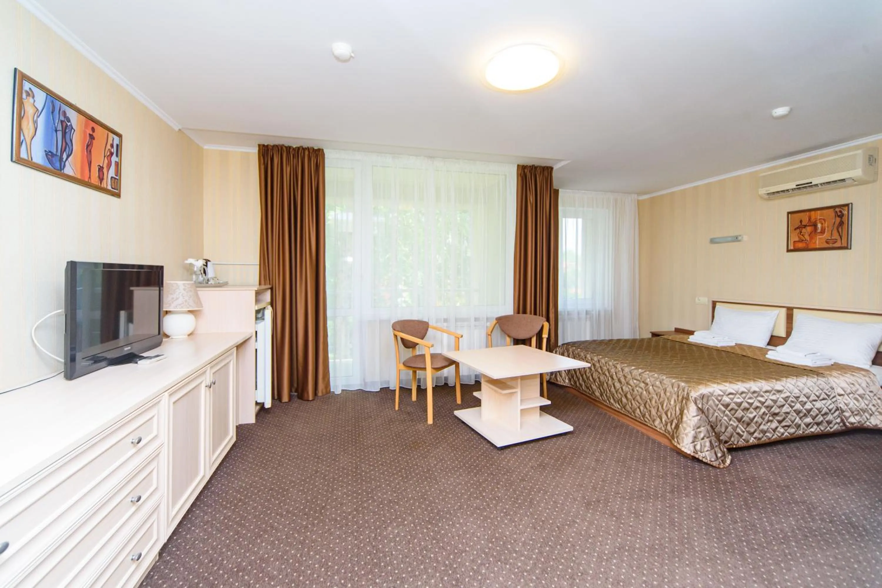 Photo of the whole room, Bed in Sovinyon Resort