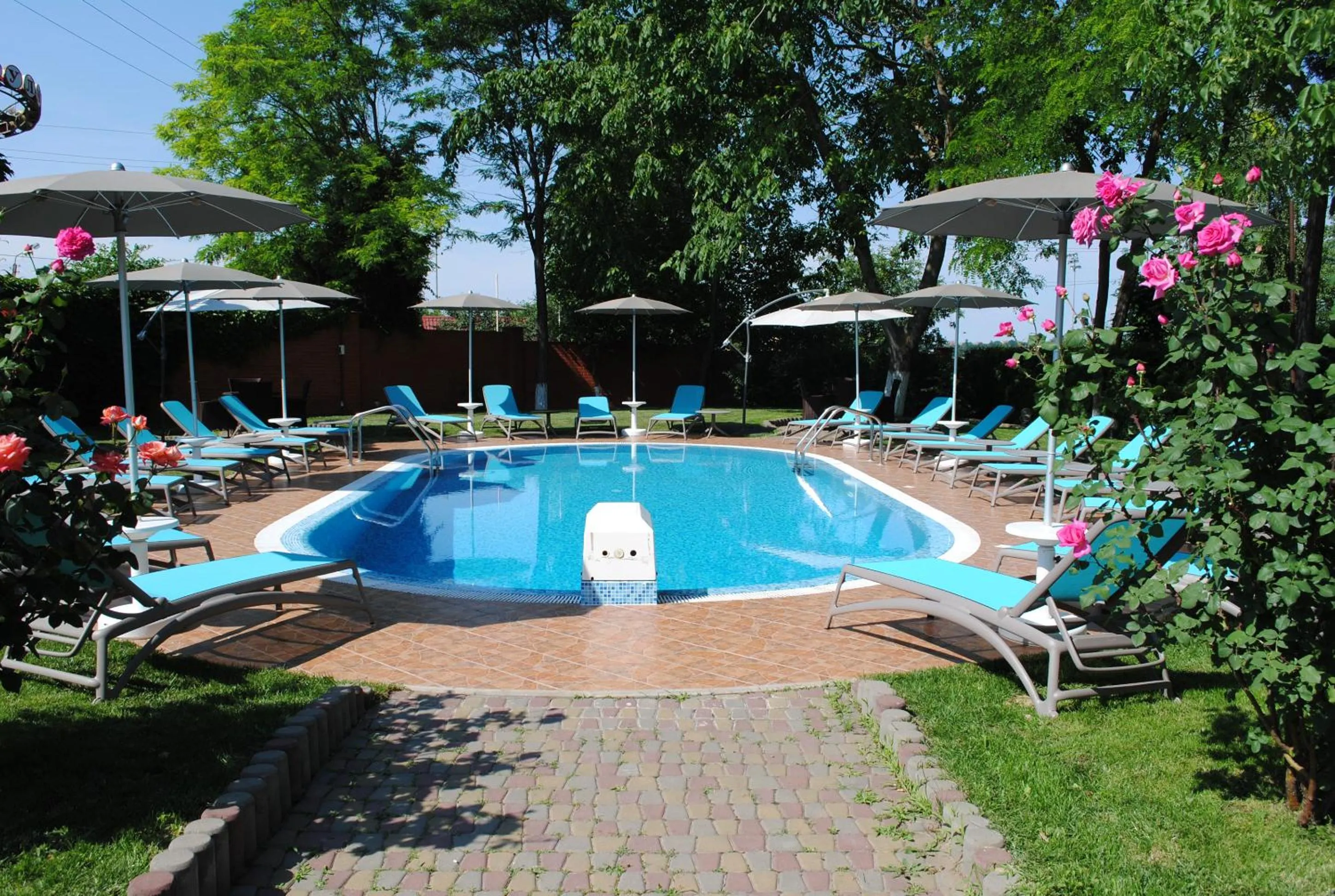 Swimming pool in Sovinyon Resort