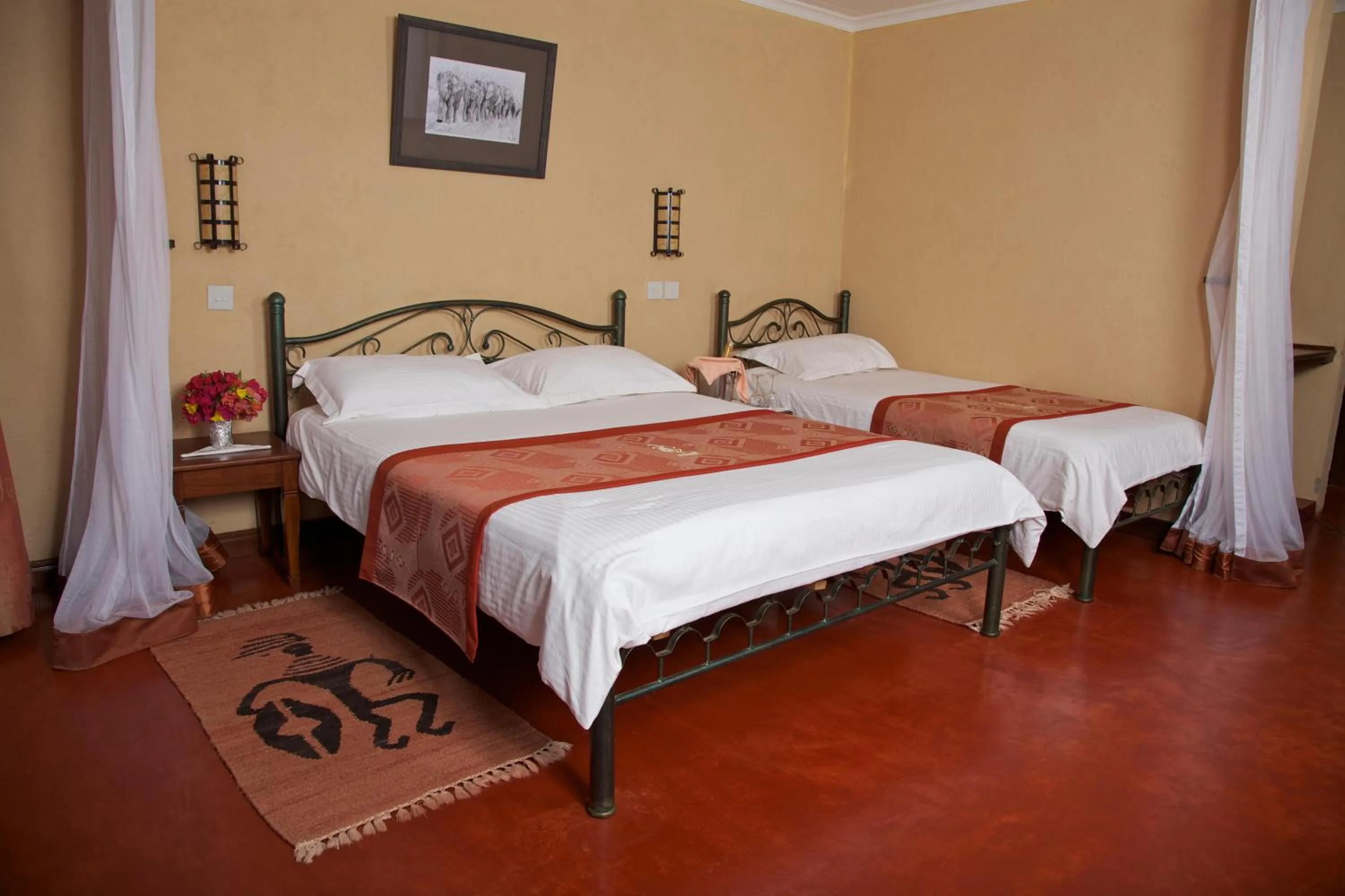 Photo of the whole room, Bed in Ashnil Aruba Lodge