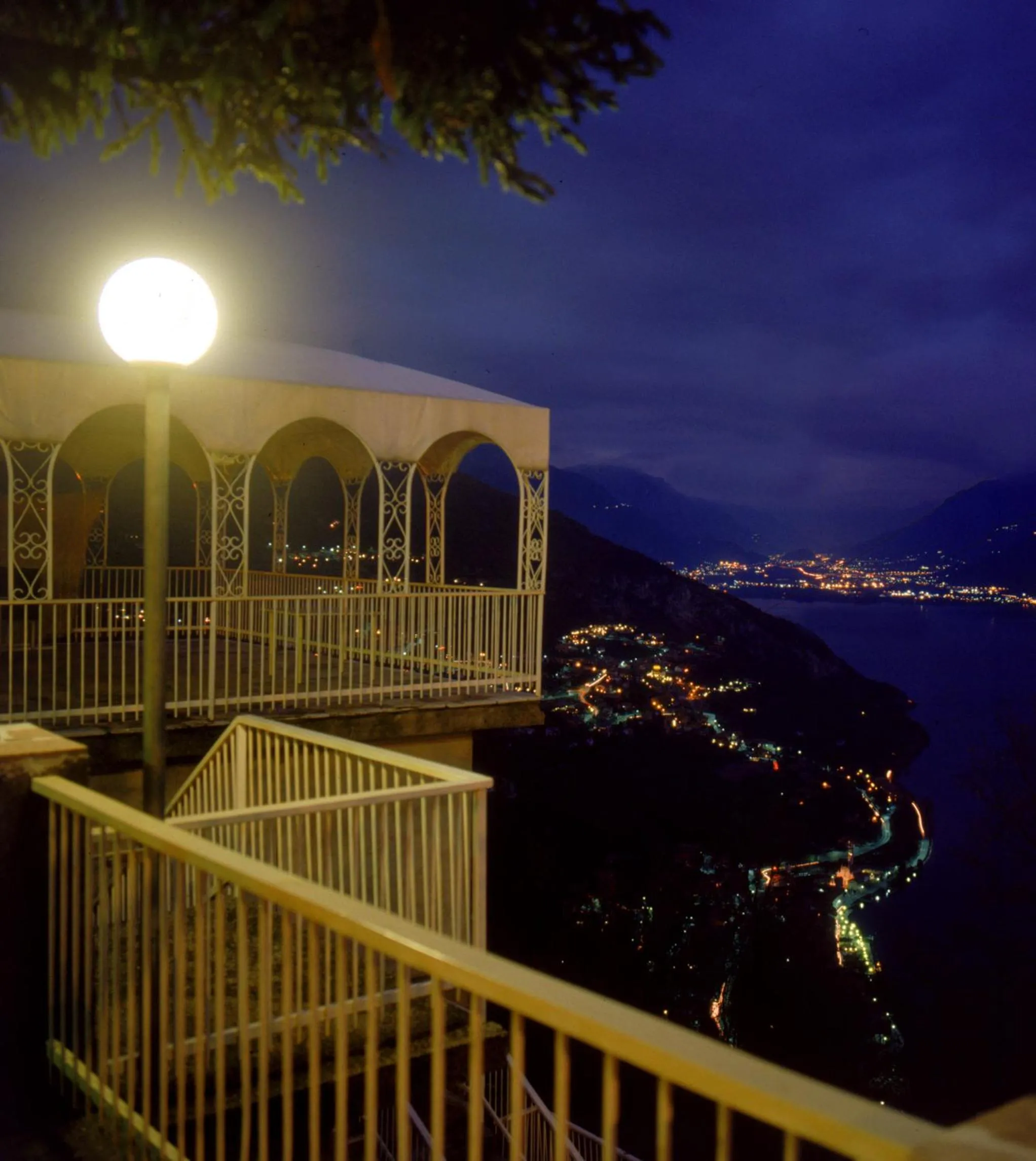 Night in Hotel Poggio d'Oro