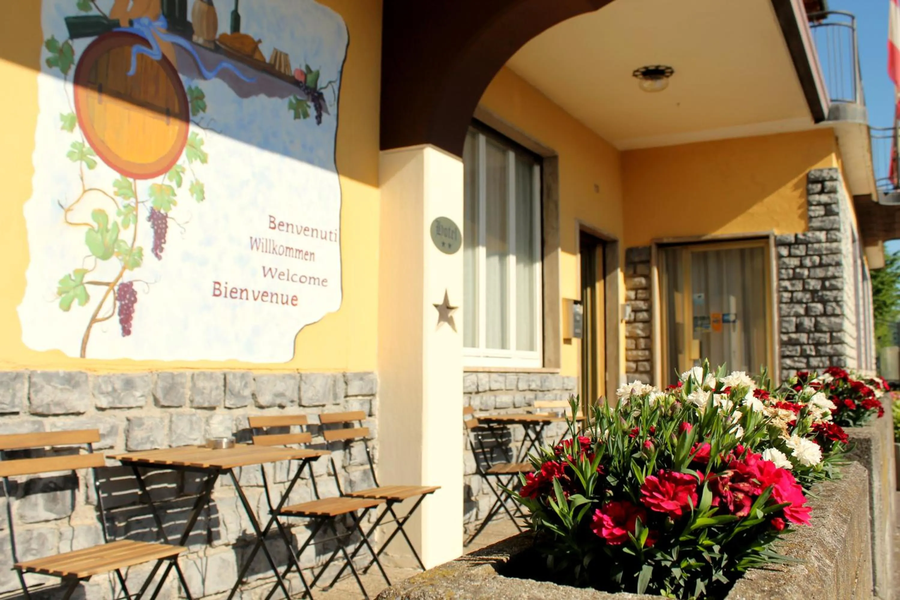 Facade/entrance in Hotel Poggio d'Oro