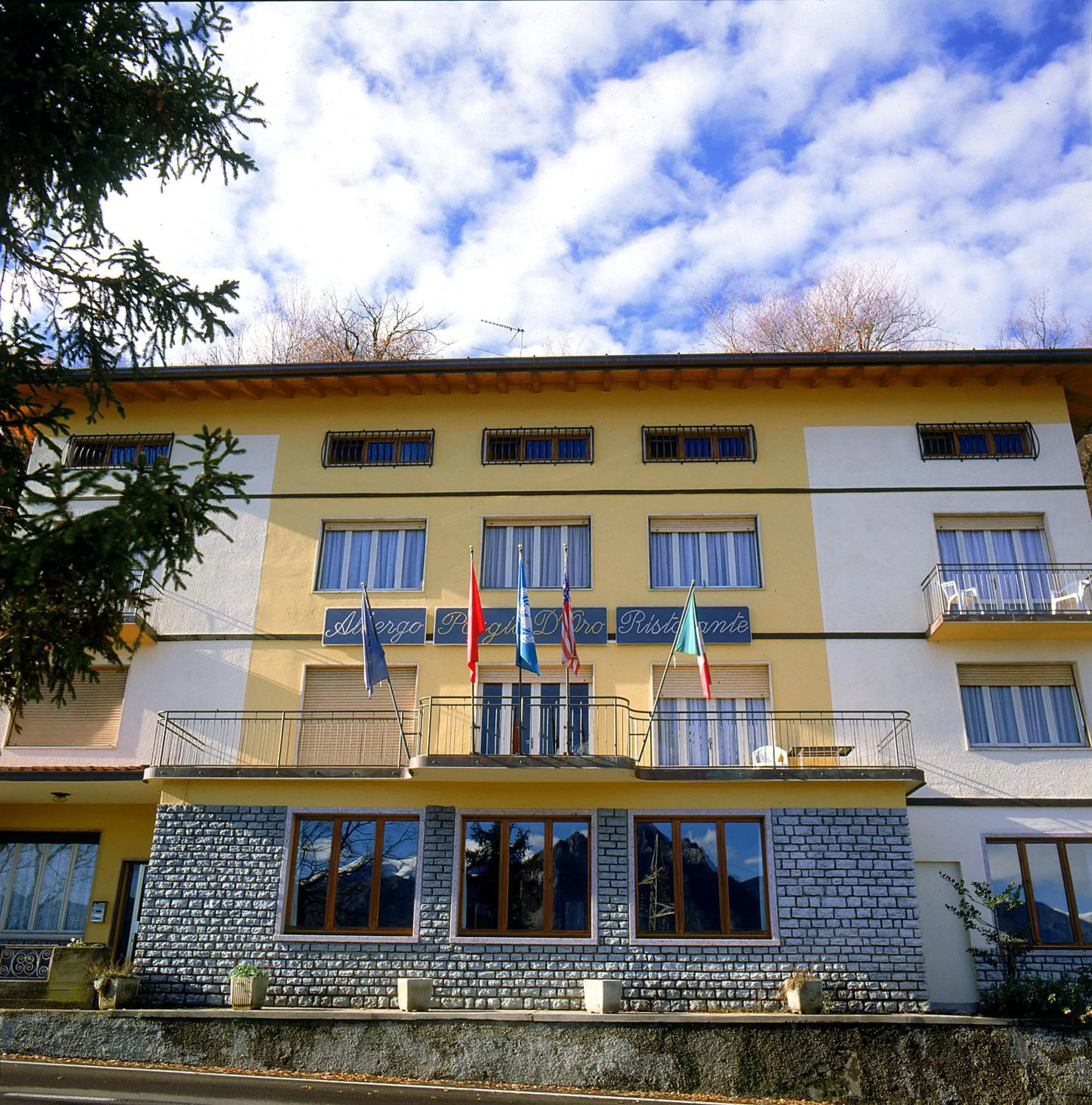 Property building in Hotel Poggio d'Oro