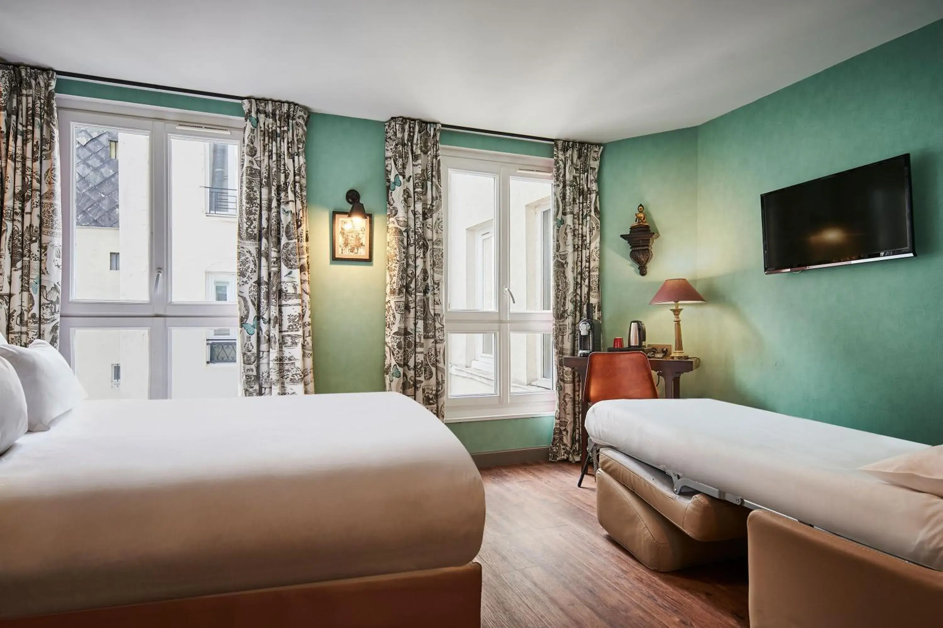 Photo of the whole room, Bed in R. Kipling by Happyculture Photo of the whole room, Bed in R. Kipling by Happyculture