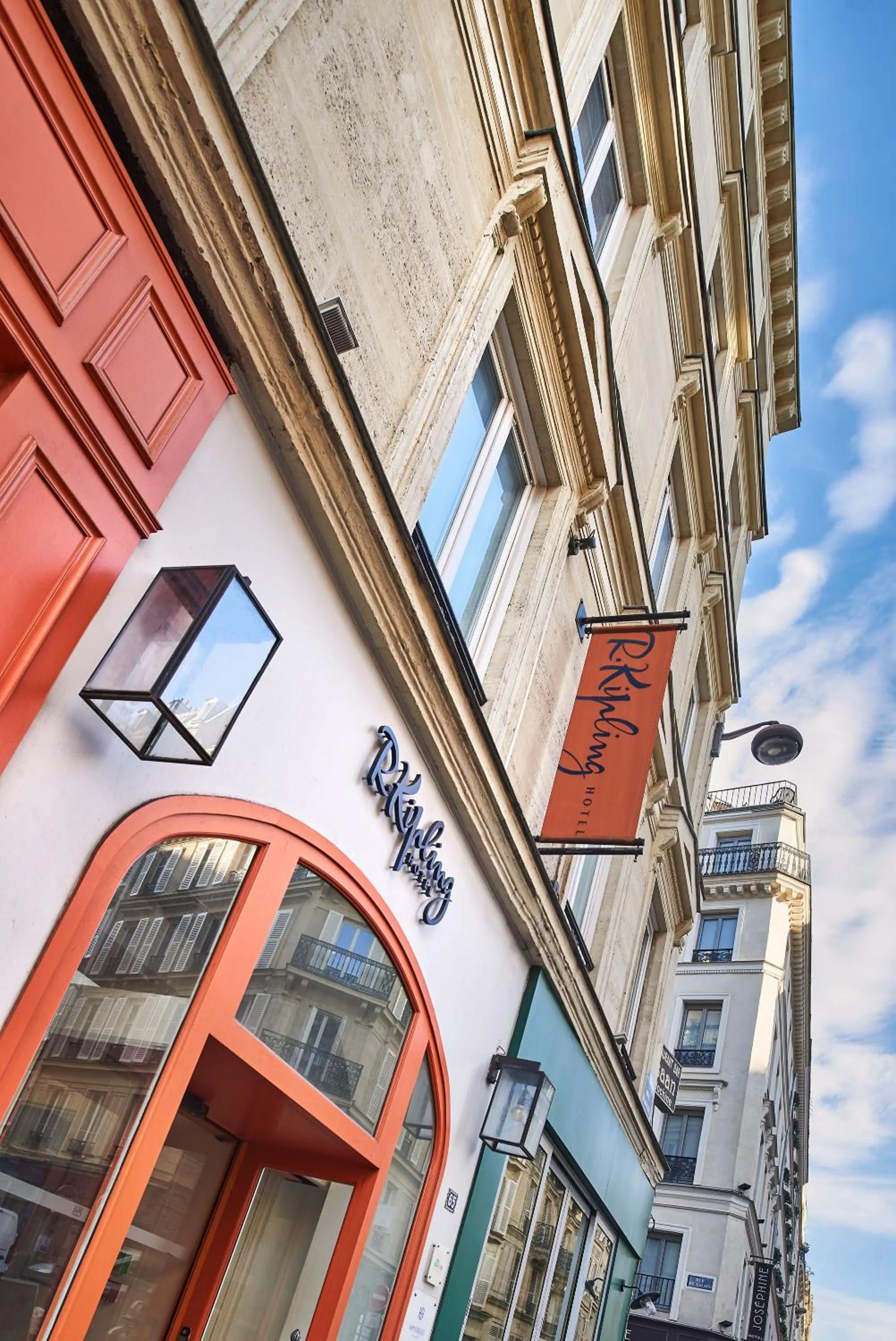 Property building in R. Kipling by Happyculture