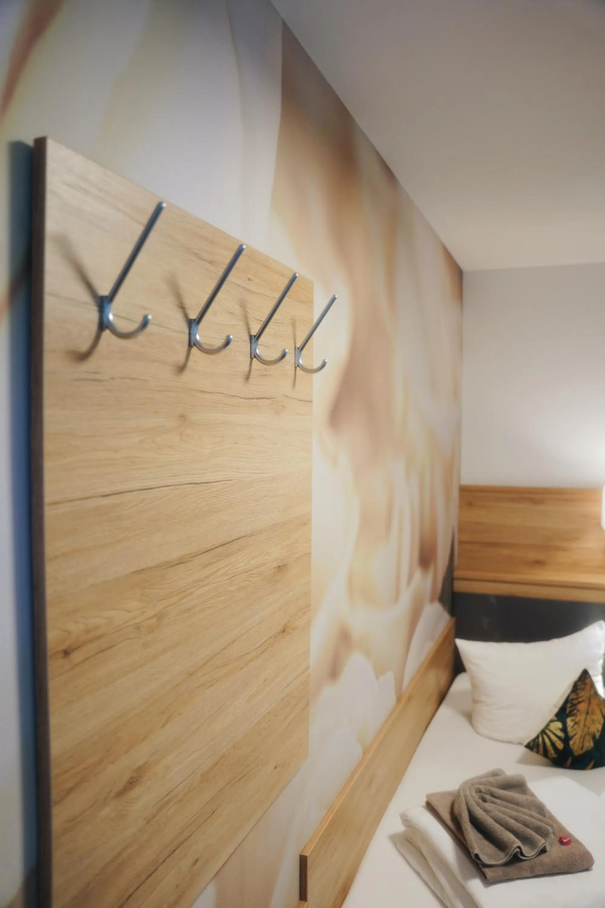 Photo of the whole room in Outlet Hotel