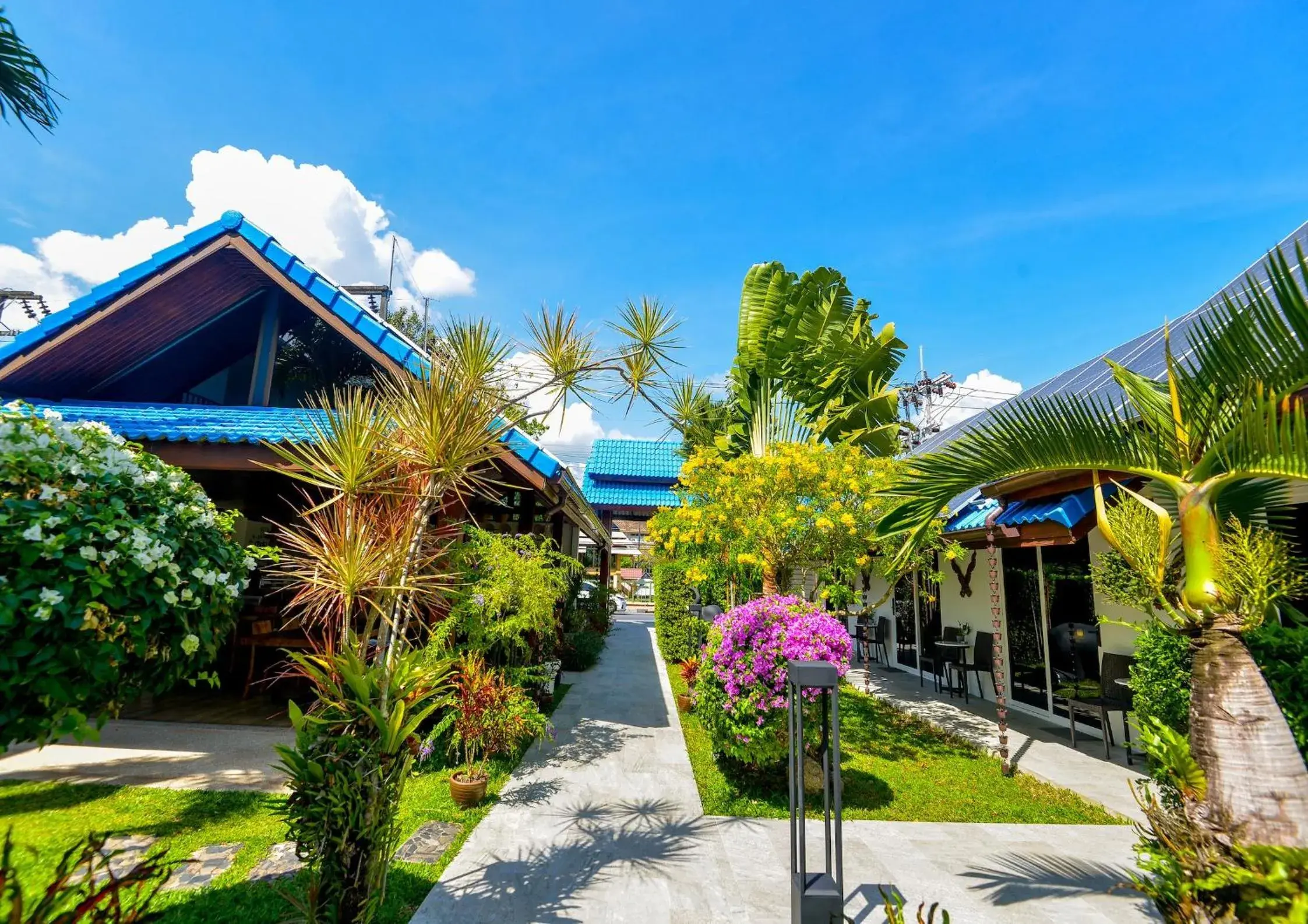 Garden view in Phuket Airport Hotel Garden view in Phuket Airport Hotel