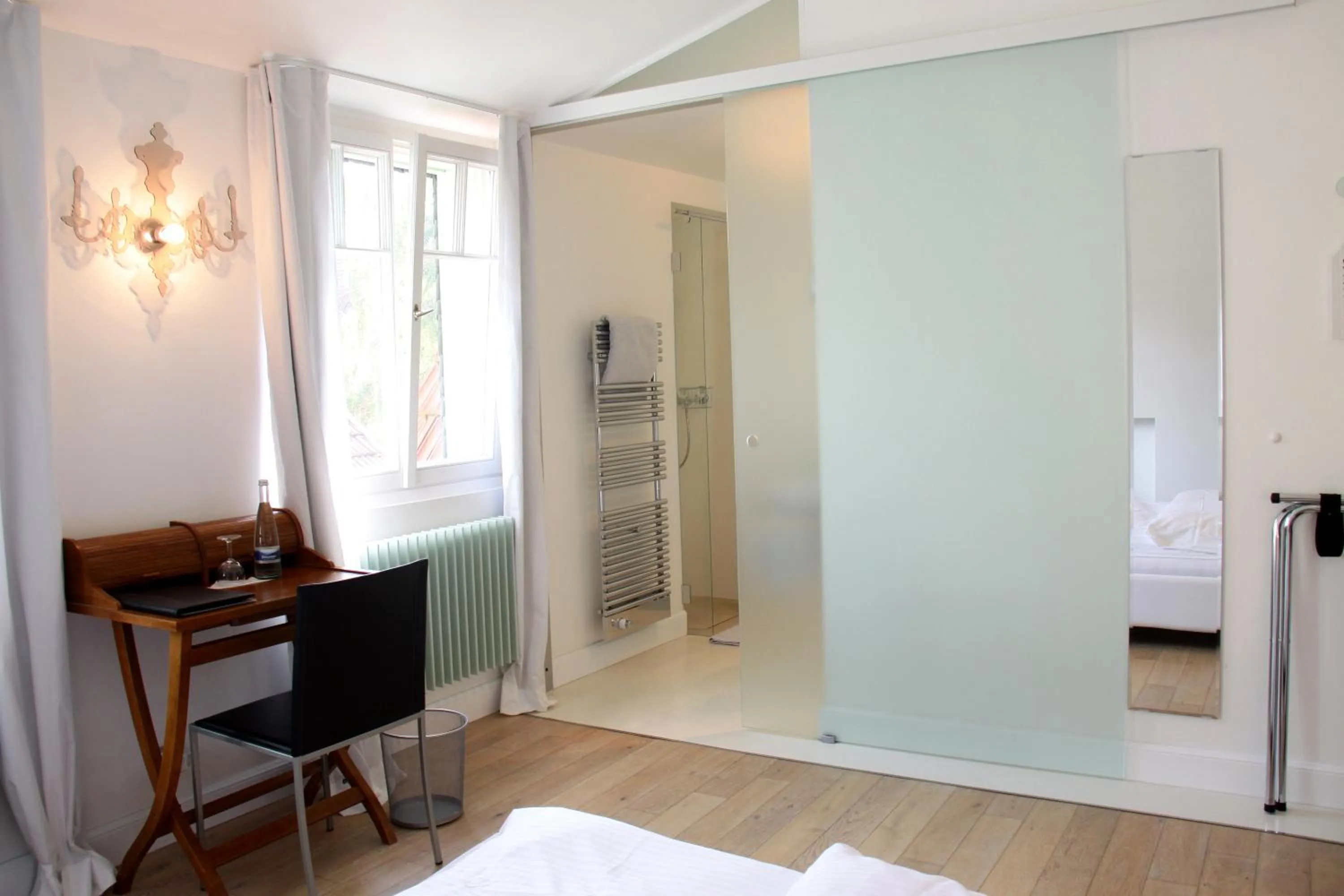 Photo of the whole room in Hotel Heidelberg Astoria