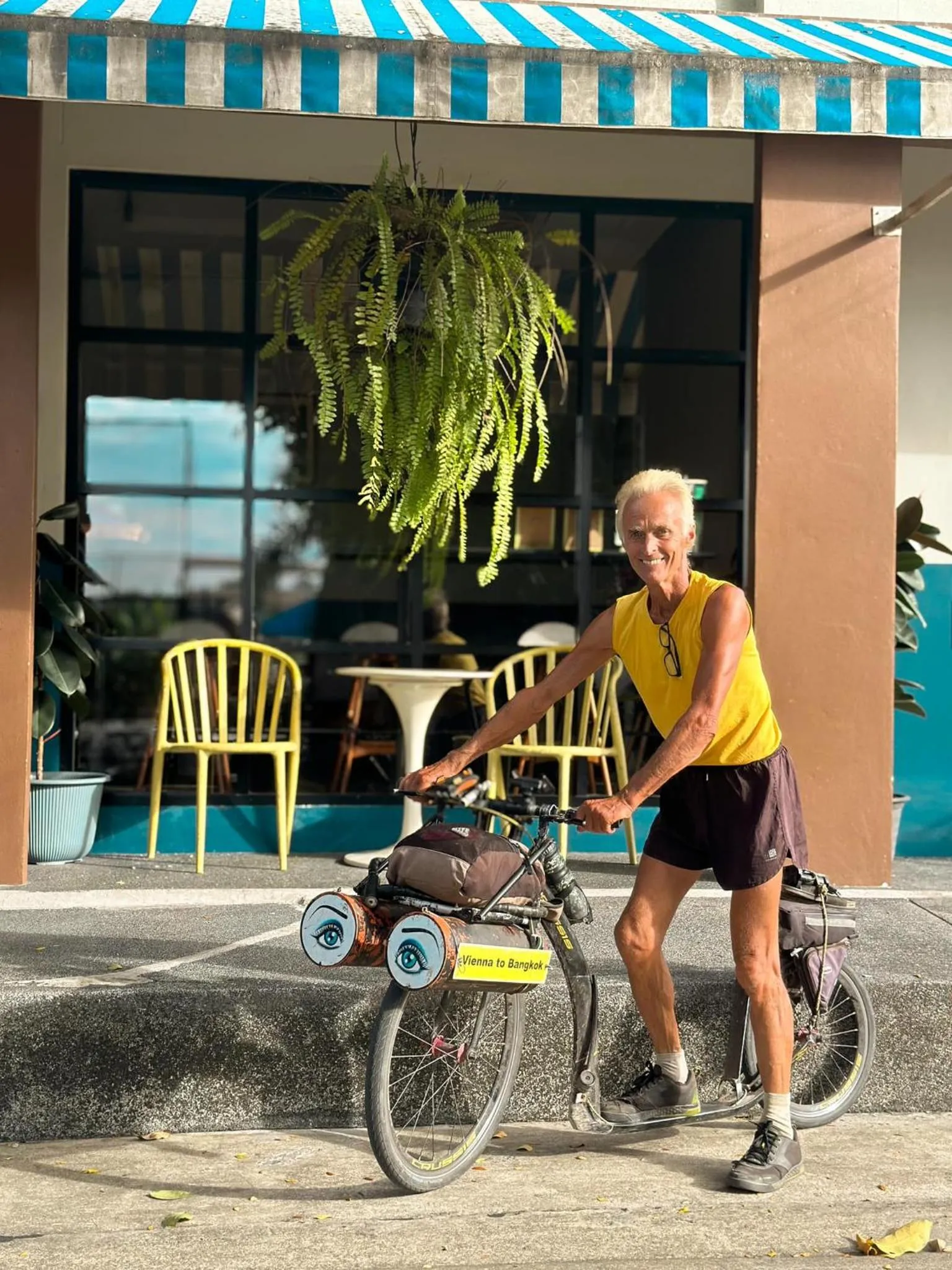 People in Yam Yen Hostel