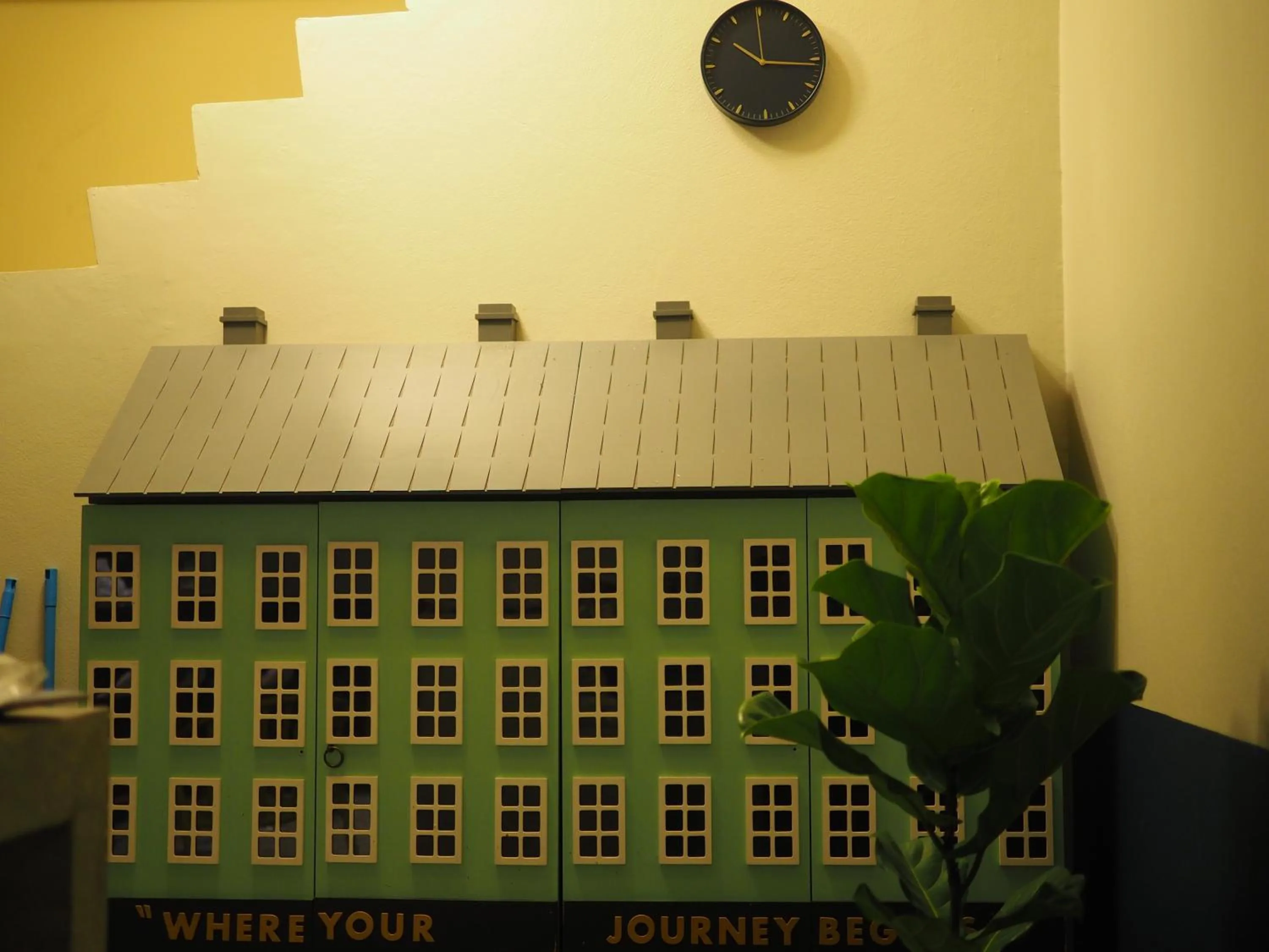 Property building in Yam Yen Hostel