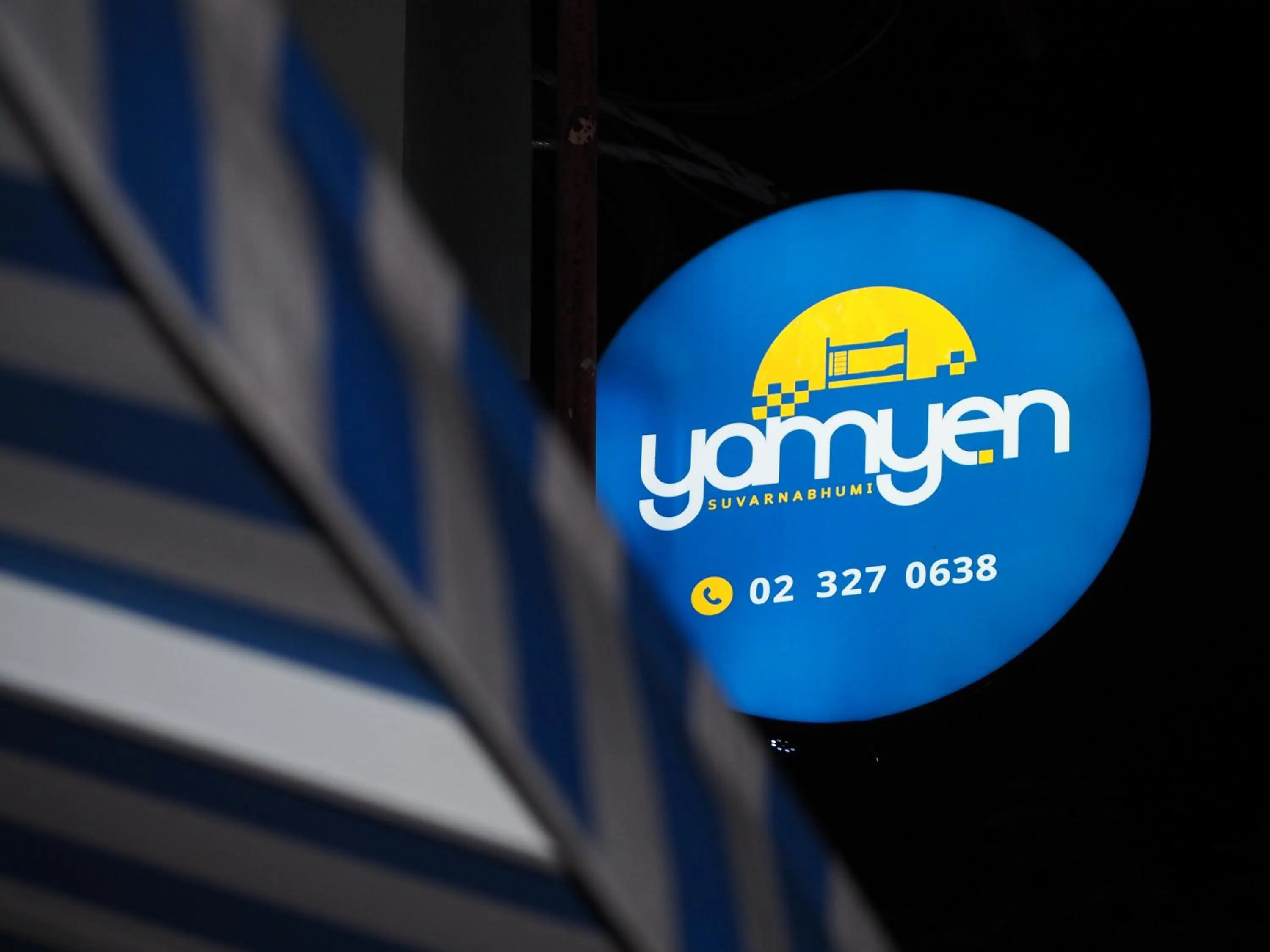 Logo/Certificate/Sign in Yam Yen Hostel