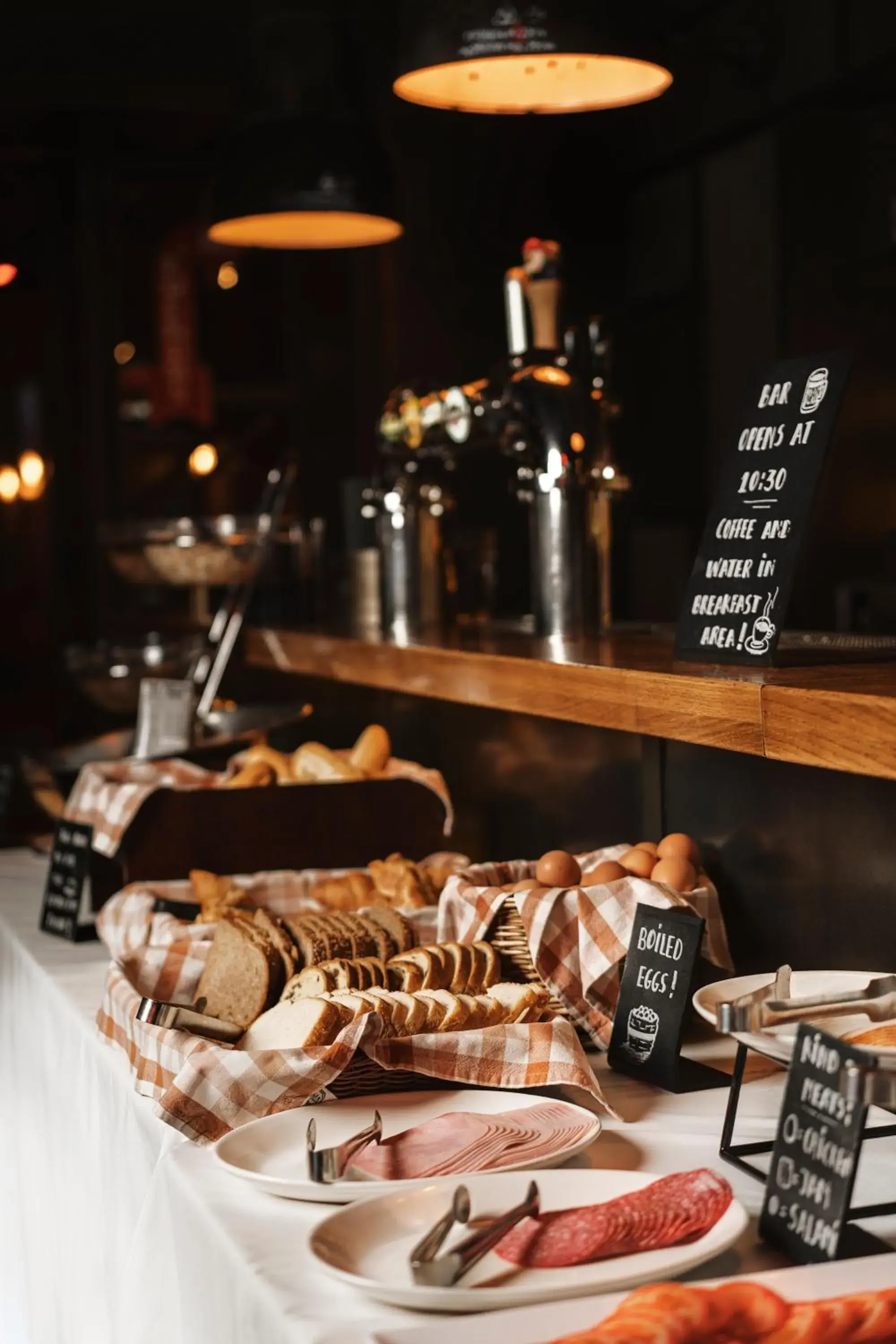 Breakfast in St Christopher's Inn Amsterdam - The Winston Breakfast in St Christopher's Inn Amsterdam - The Winston