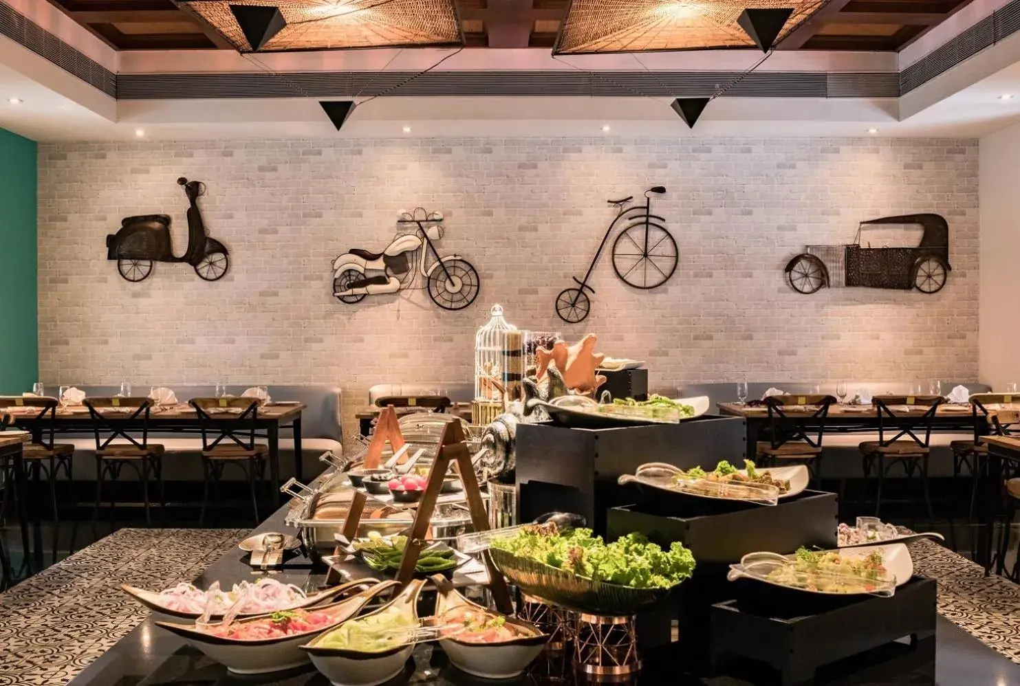 Restaurant/places to eat in Club Mahindra Emerald Palms, Goa Restaurant/places to eat in Club Mahindra Emerald Palms, Goa