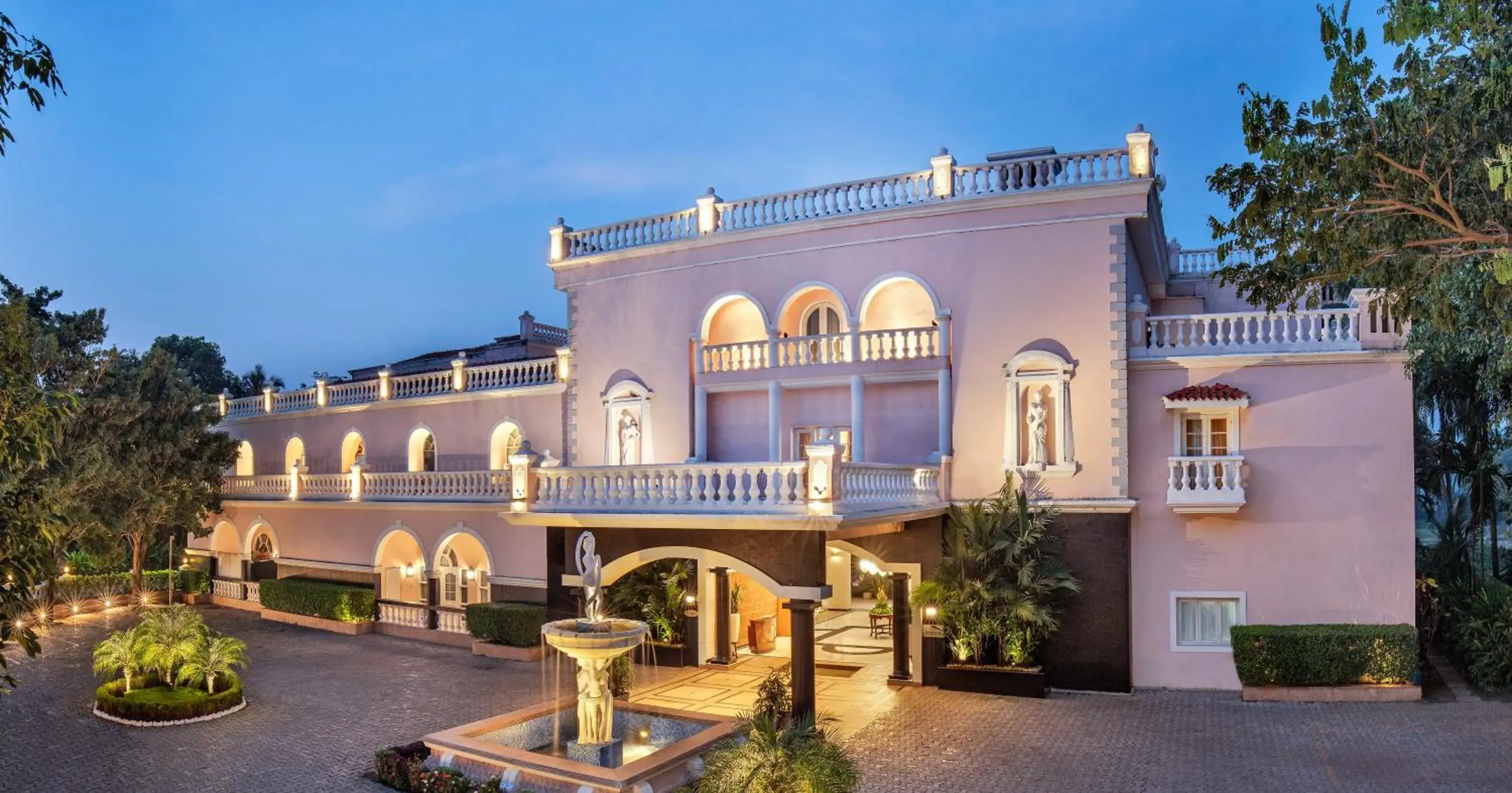 Facade/entrance in Club Mahindra Emerald Palms, Goa Facade/entrance in Club Mahindra Emerald Palms, Goa