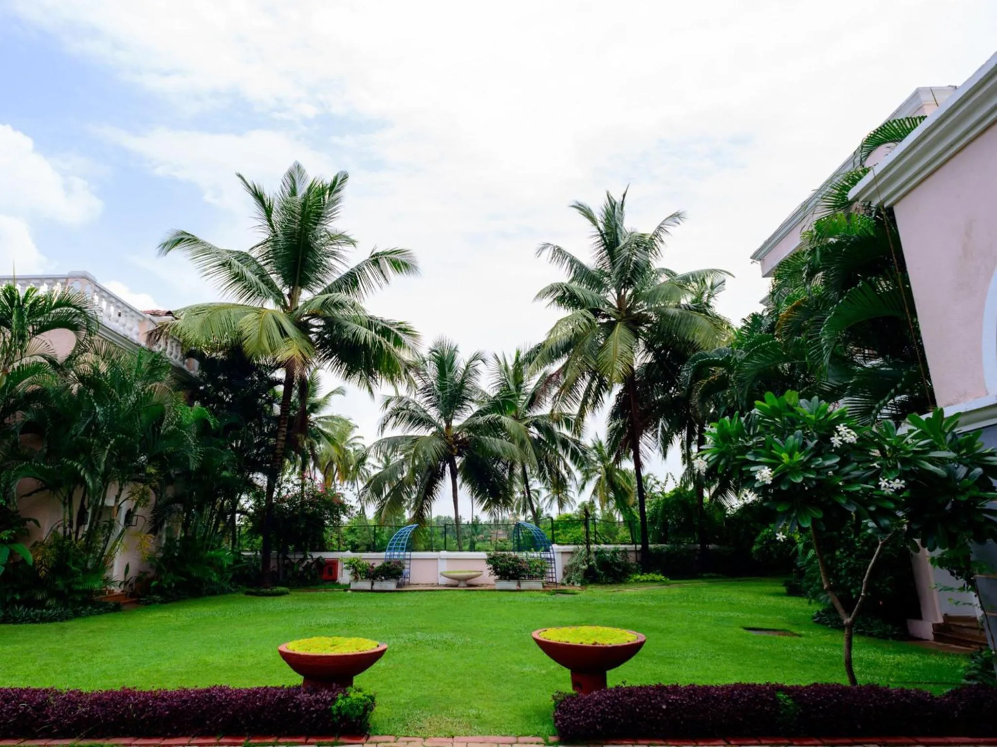 Garden in Club Mahindra Emerald Palms, Goa