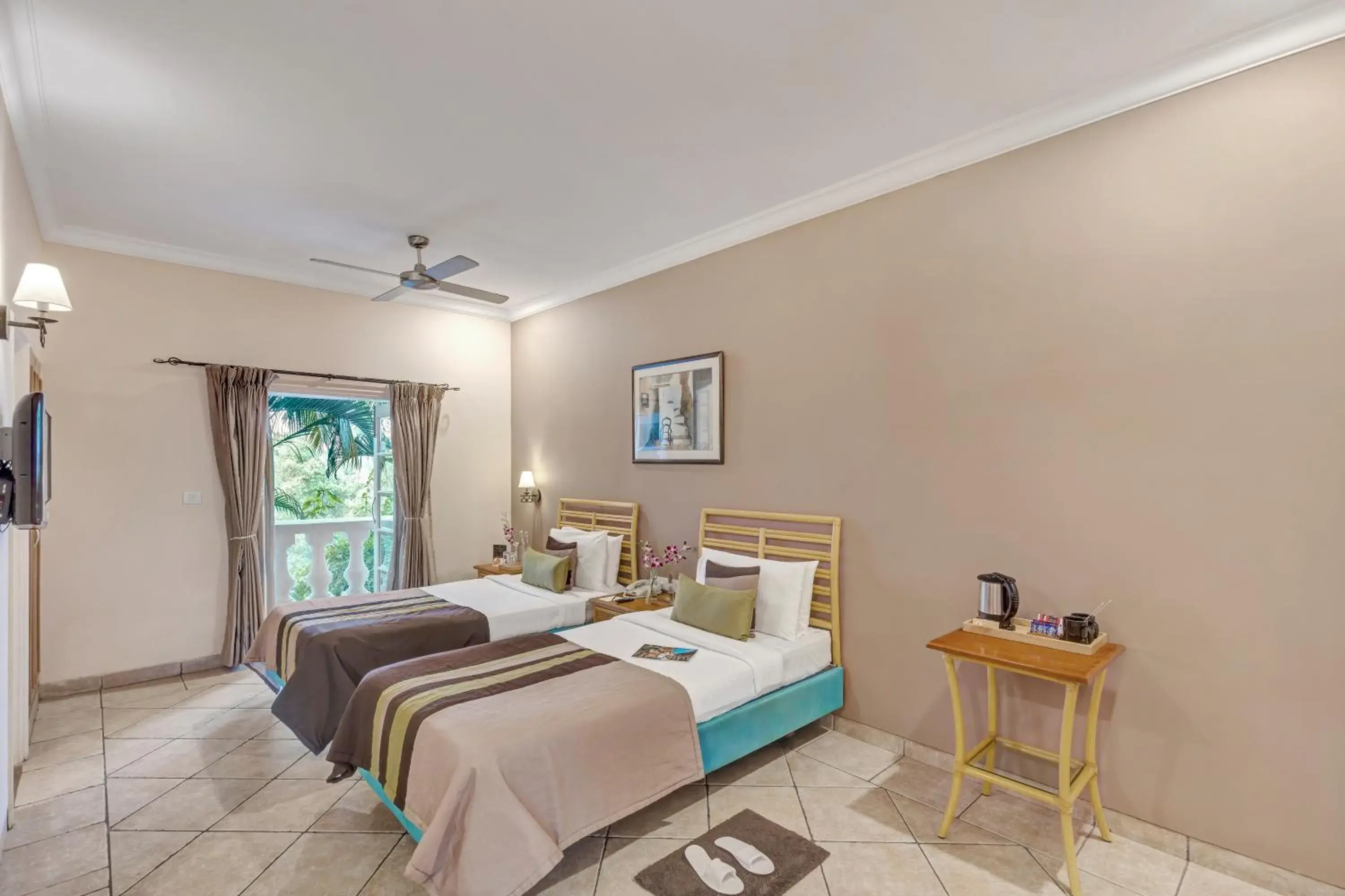 Bed in Club Mahindra Emerald Palms, Goa Bed in Club Mahindra Emerald Palms, Goa