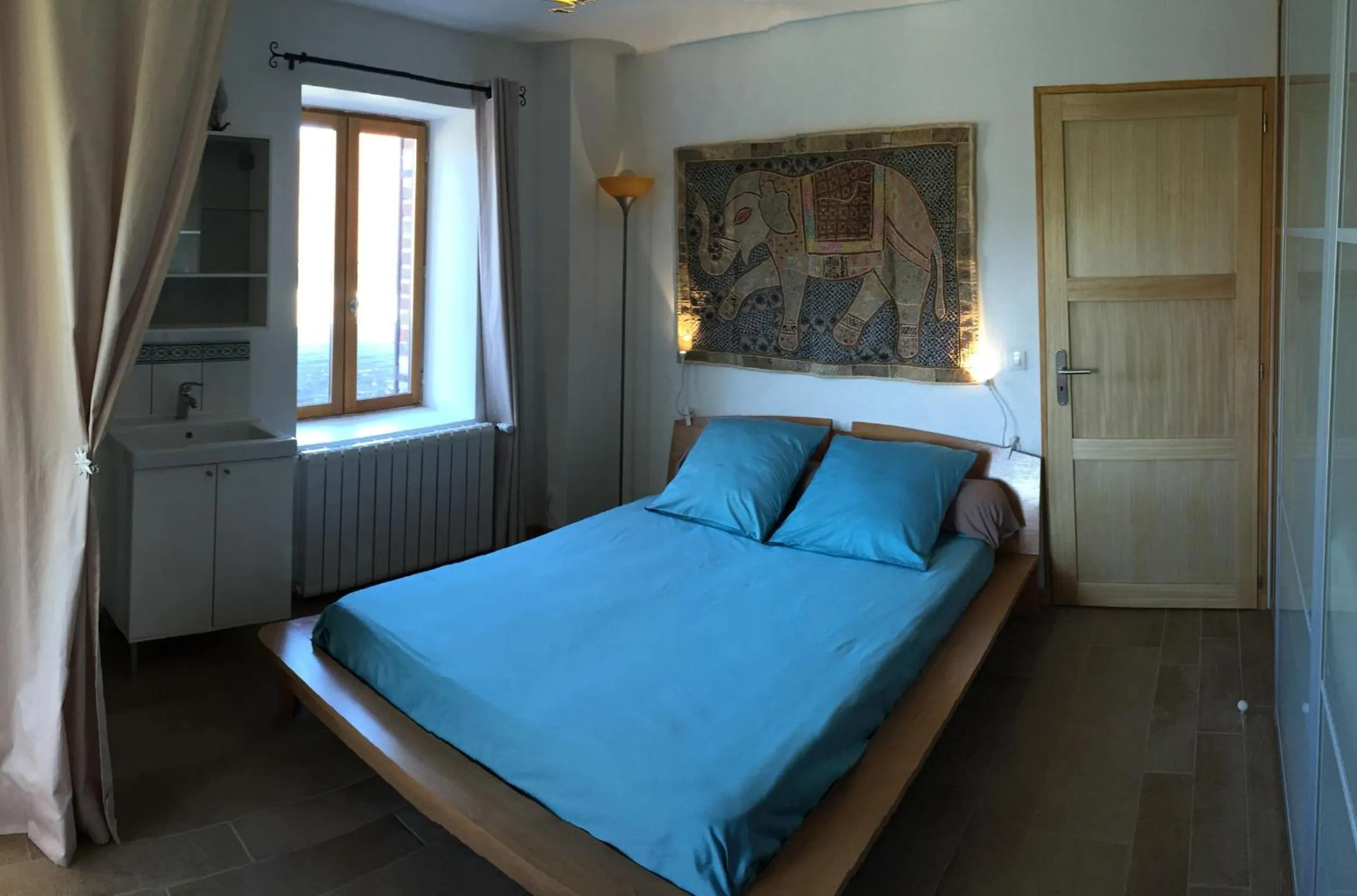 Bedroom, Bed in Ô Saveur de l’Instant