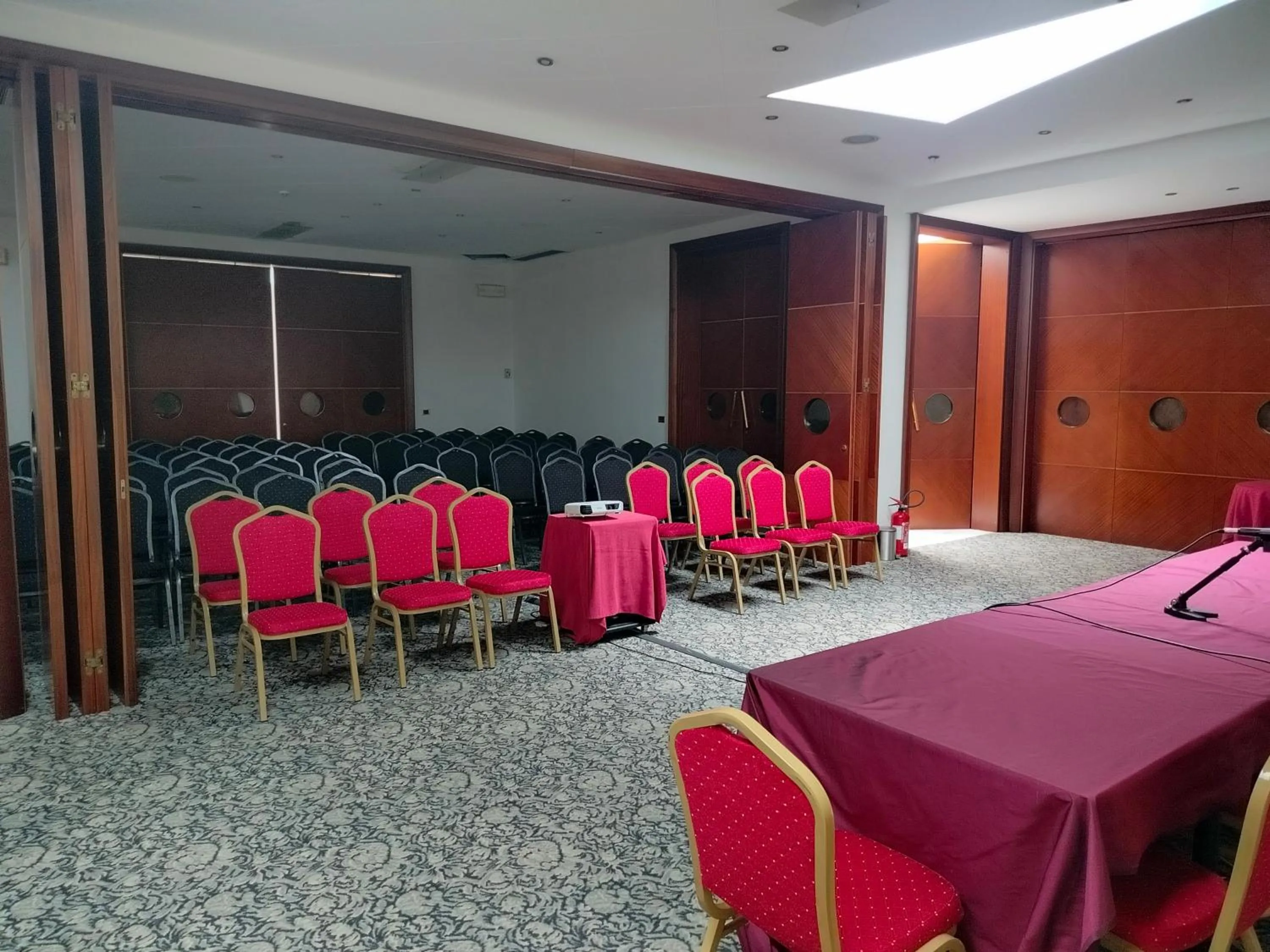 Business facilities in Hotel Centrale